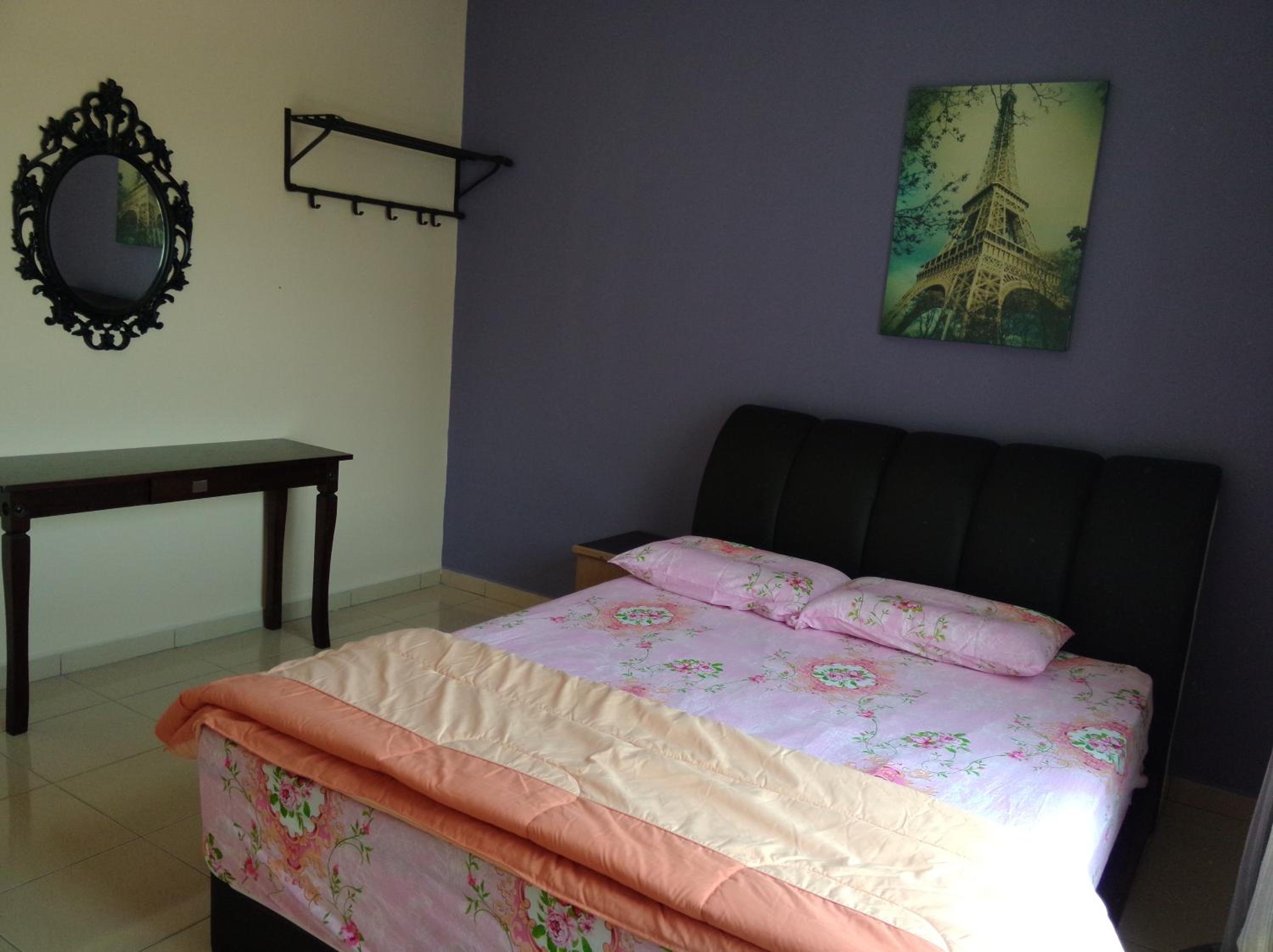 Standard Two-Bedroom Apartment - Photo 1