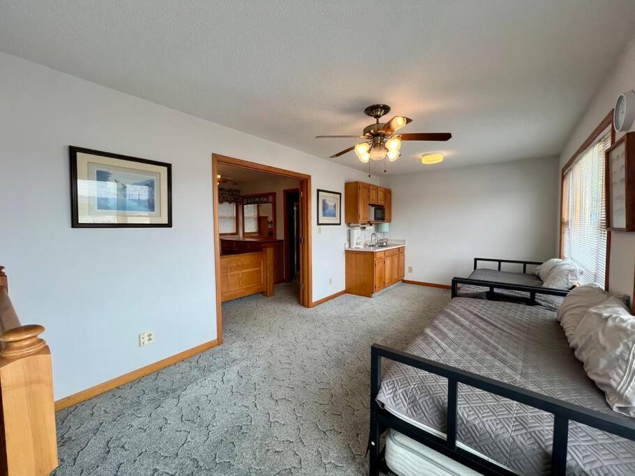 Three-Bedroom Villa photo 3