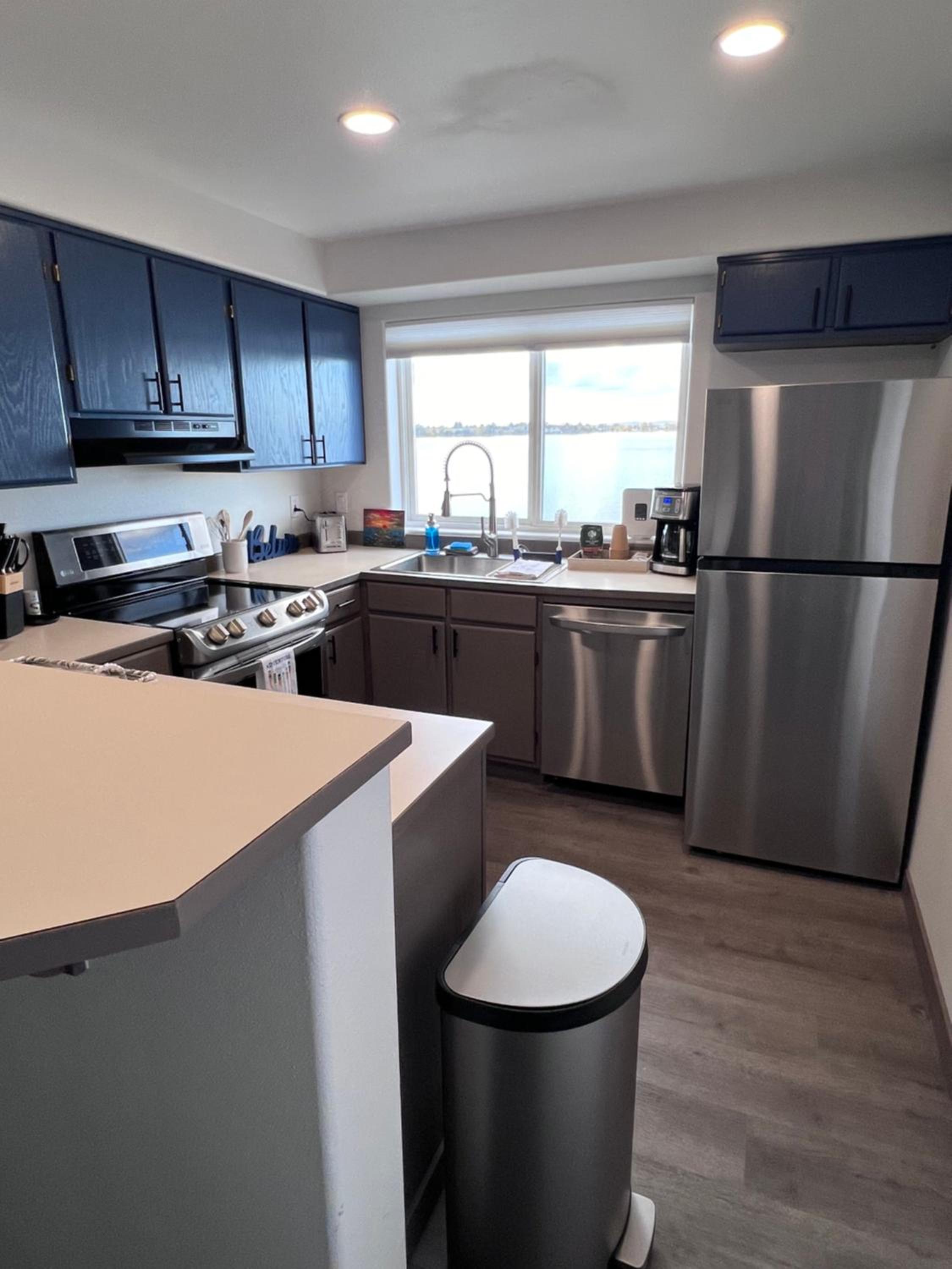 Two-Bedroom Apartment with Water View photo 3