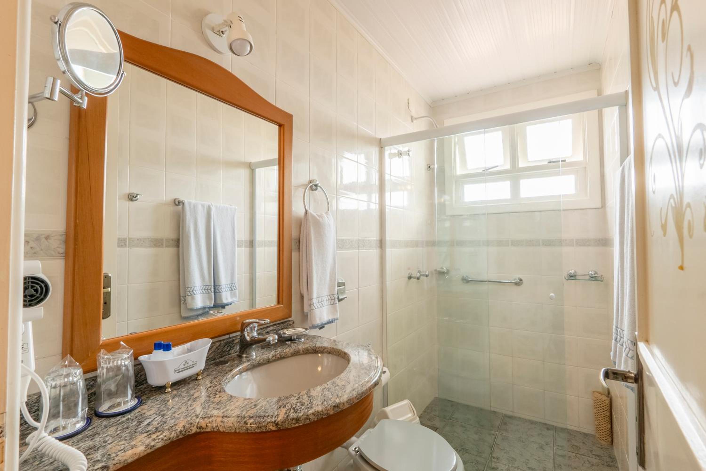 Luxury Triple Room photo 3