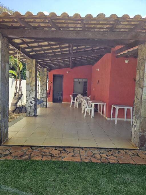Six-Bedroom House photo 2