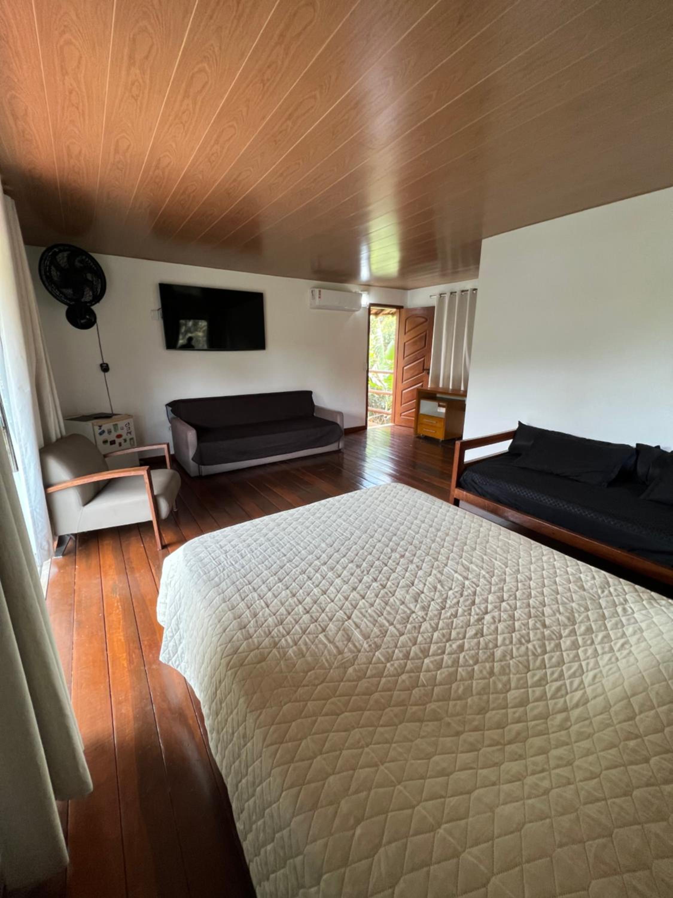 One-Bedroom House photo 2