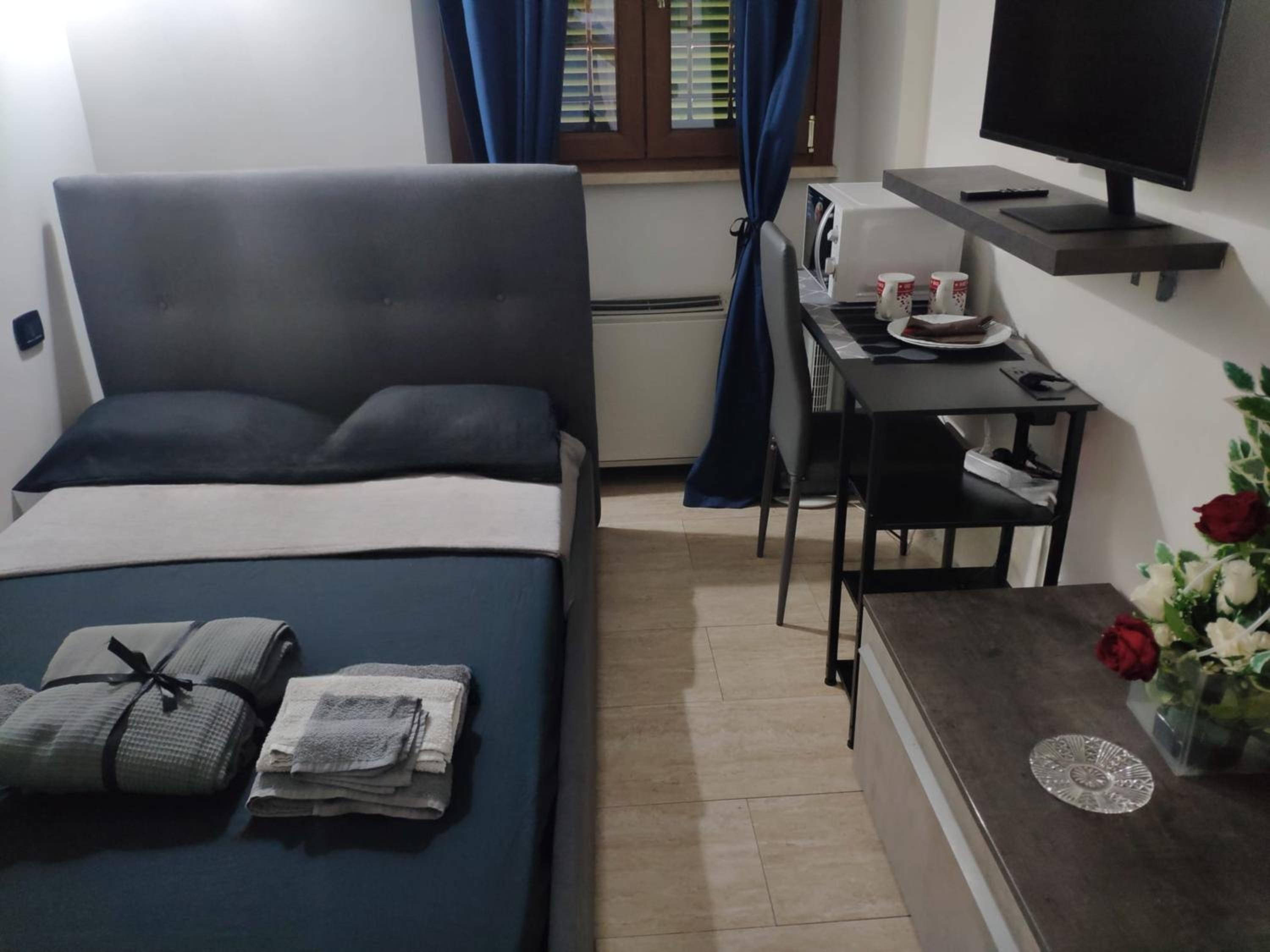 Three-Bedroom Deluxe Apartment