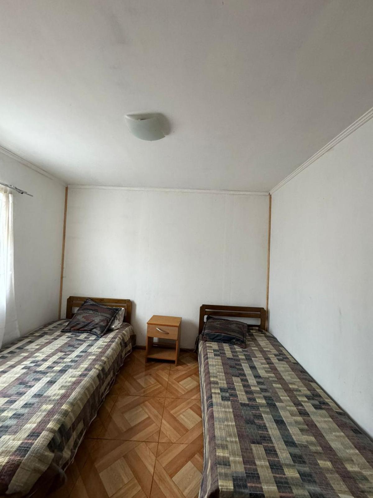 Five-Bedroom House photo 3