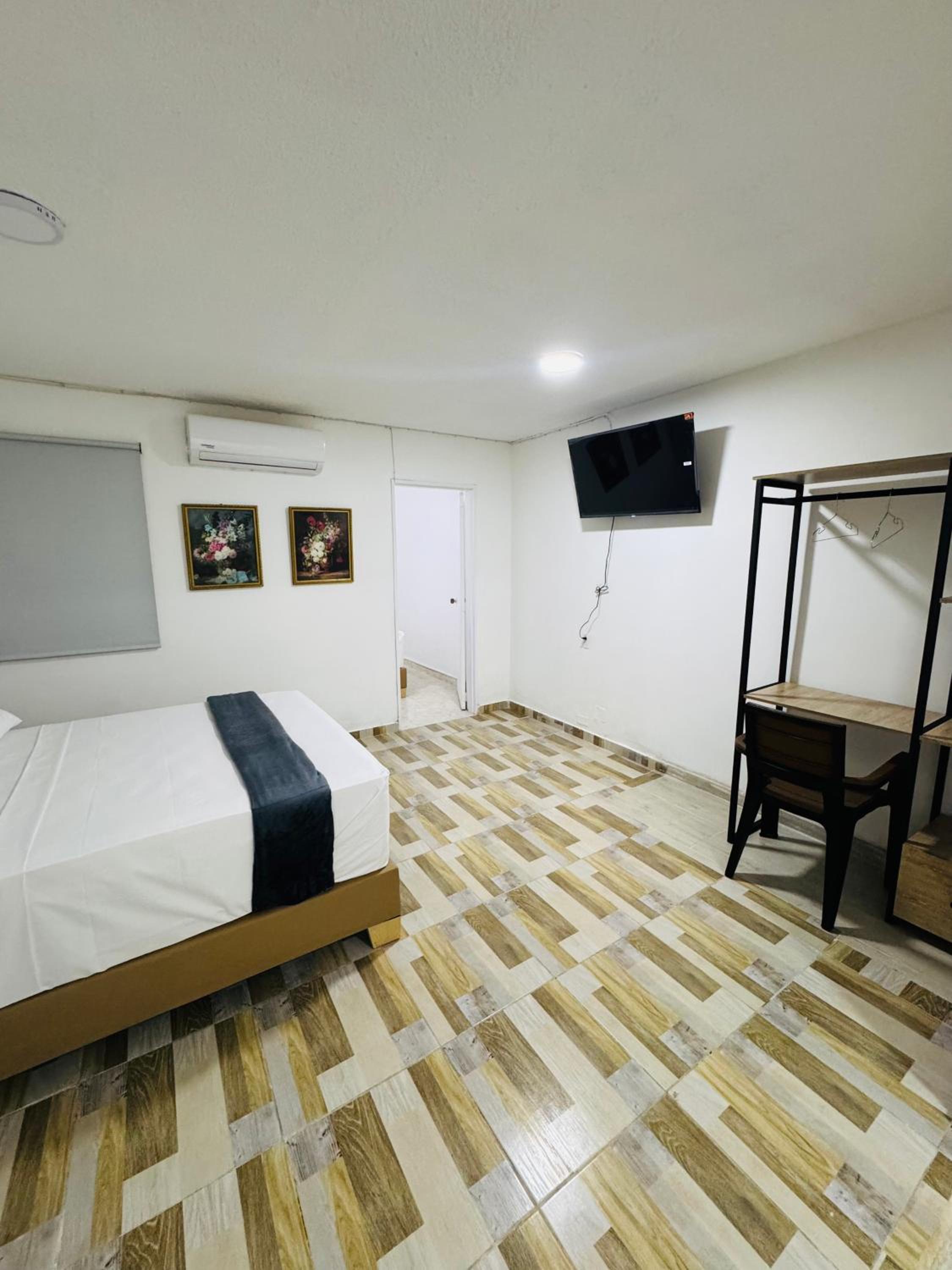 Basic Triple Room