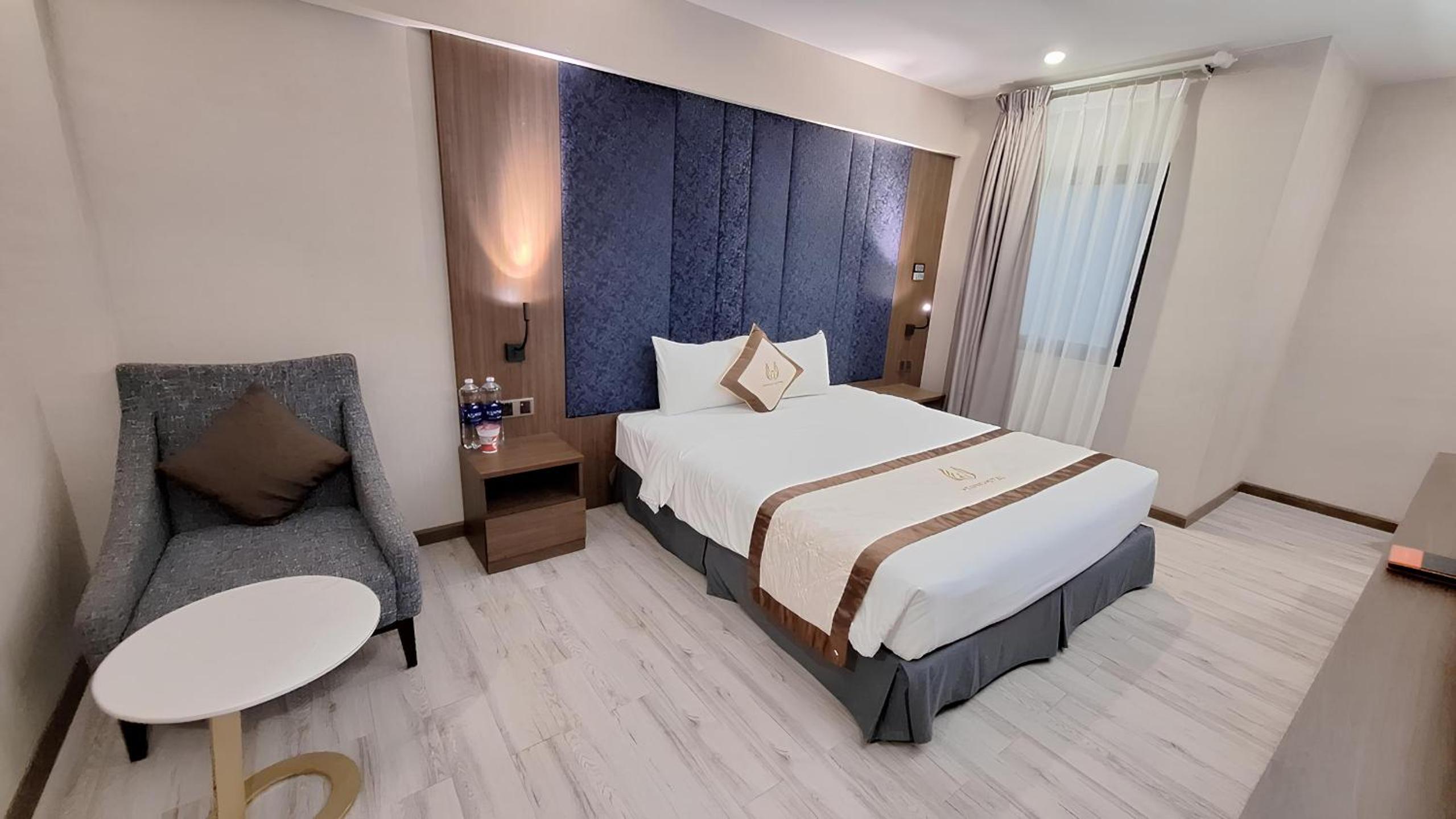 Superior Double Room - Photo 3