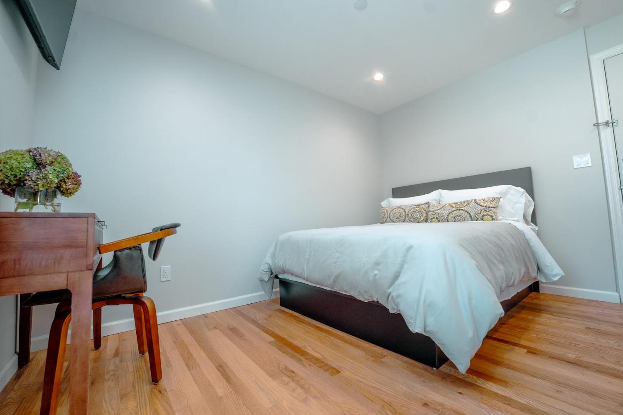 Deluxe Queen Room photo 3
