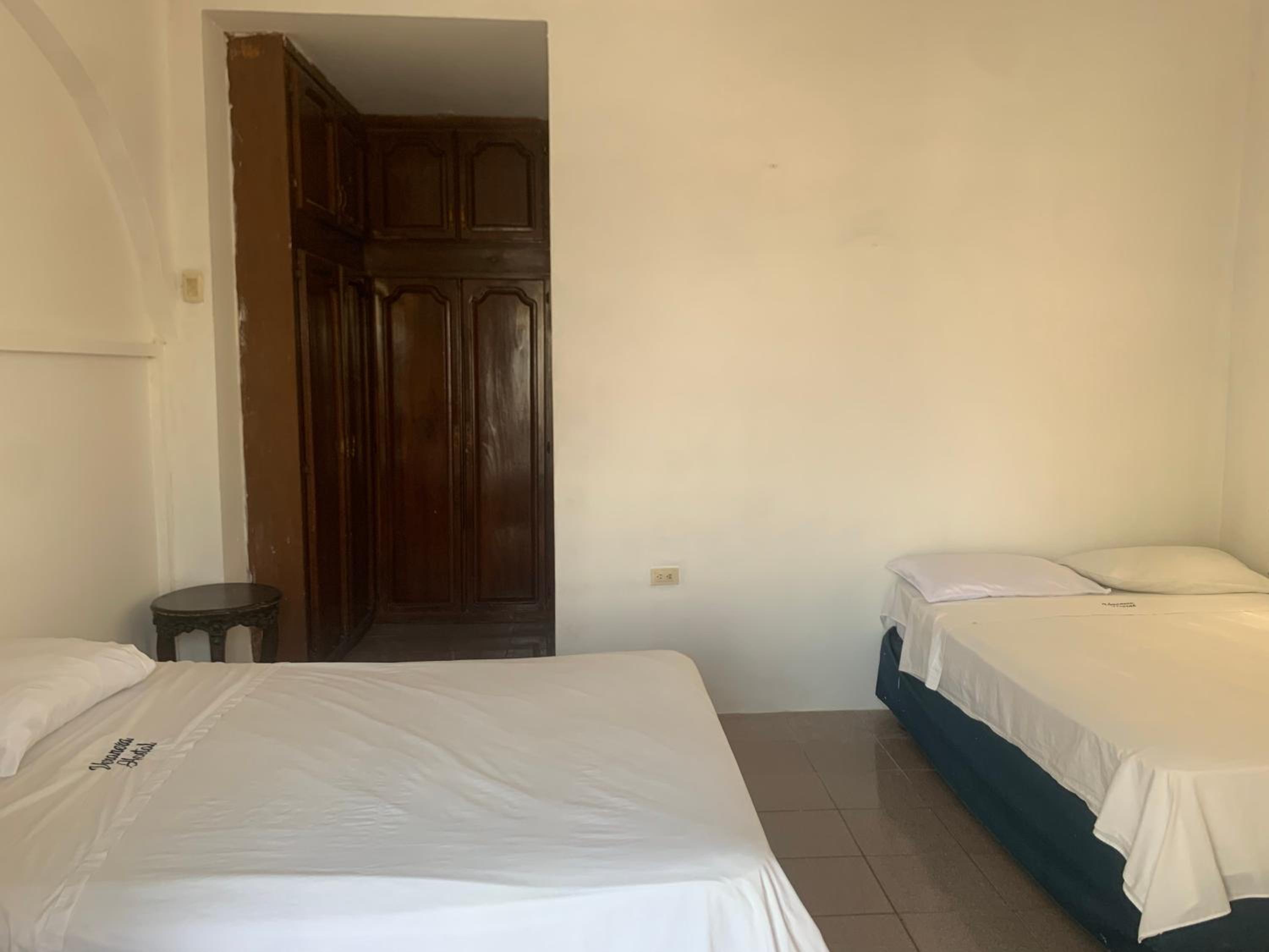 Quadruple Room with Balcony photo 2