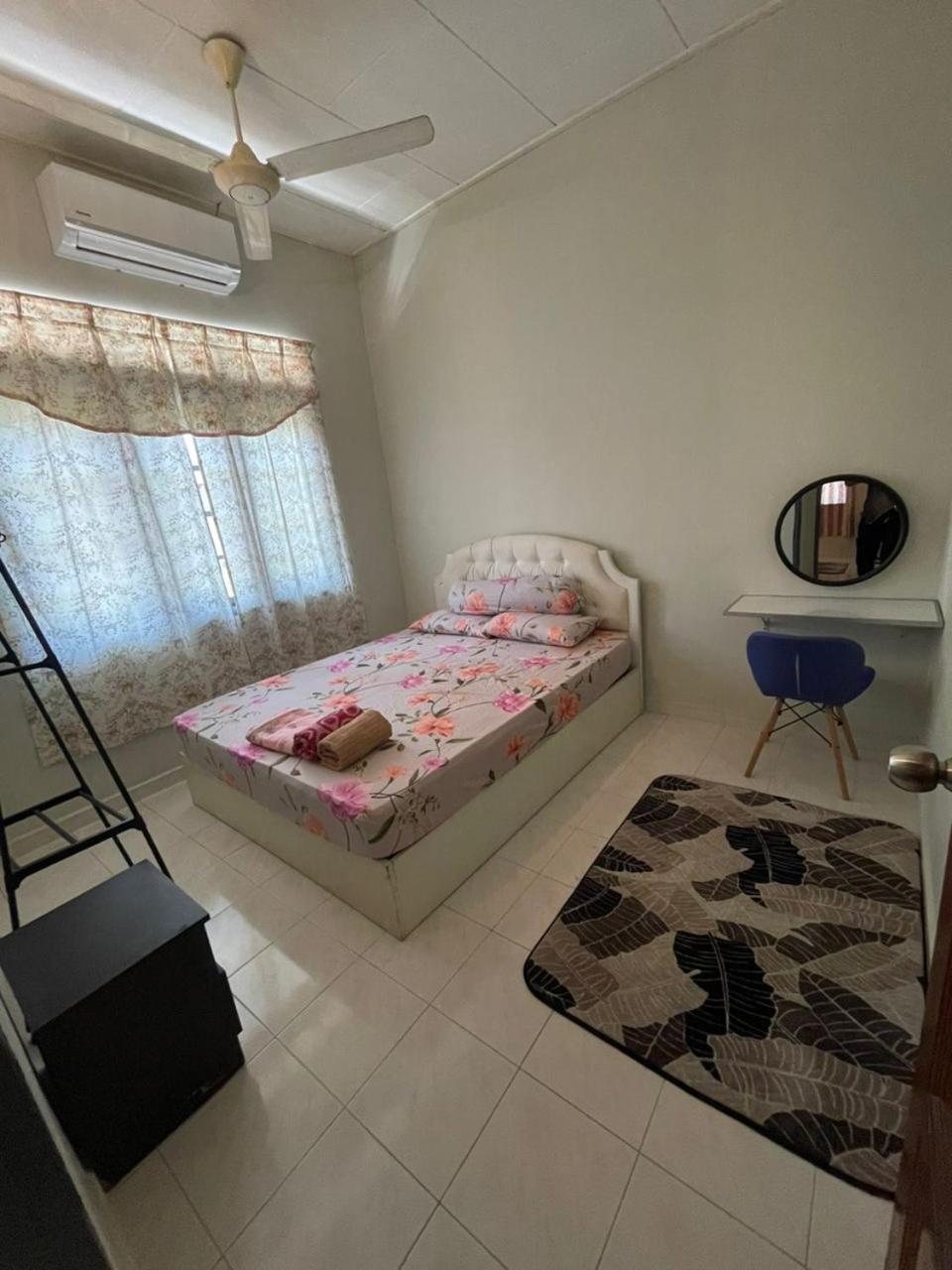 Standard Double Room photo 2