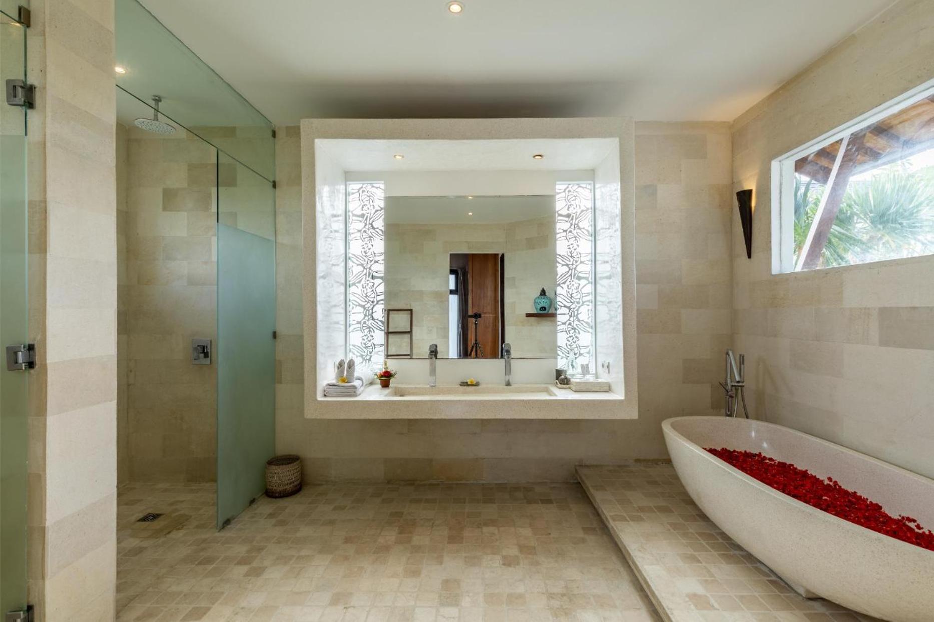 Villa - Photo 3