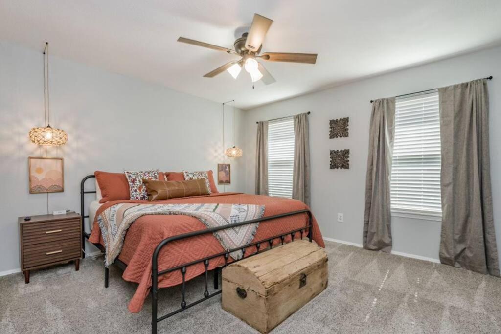 Four-Bedroom House photo 1