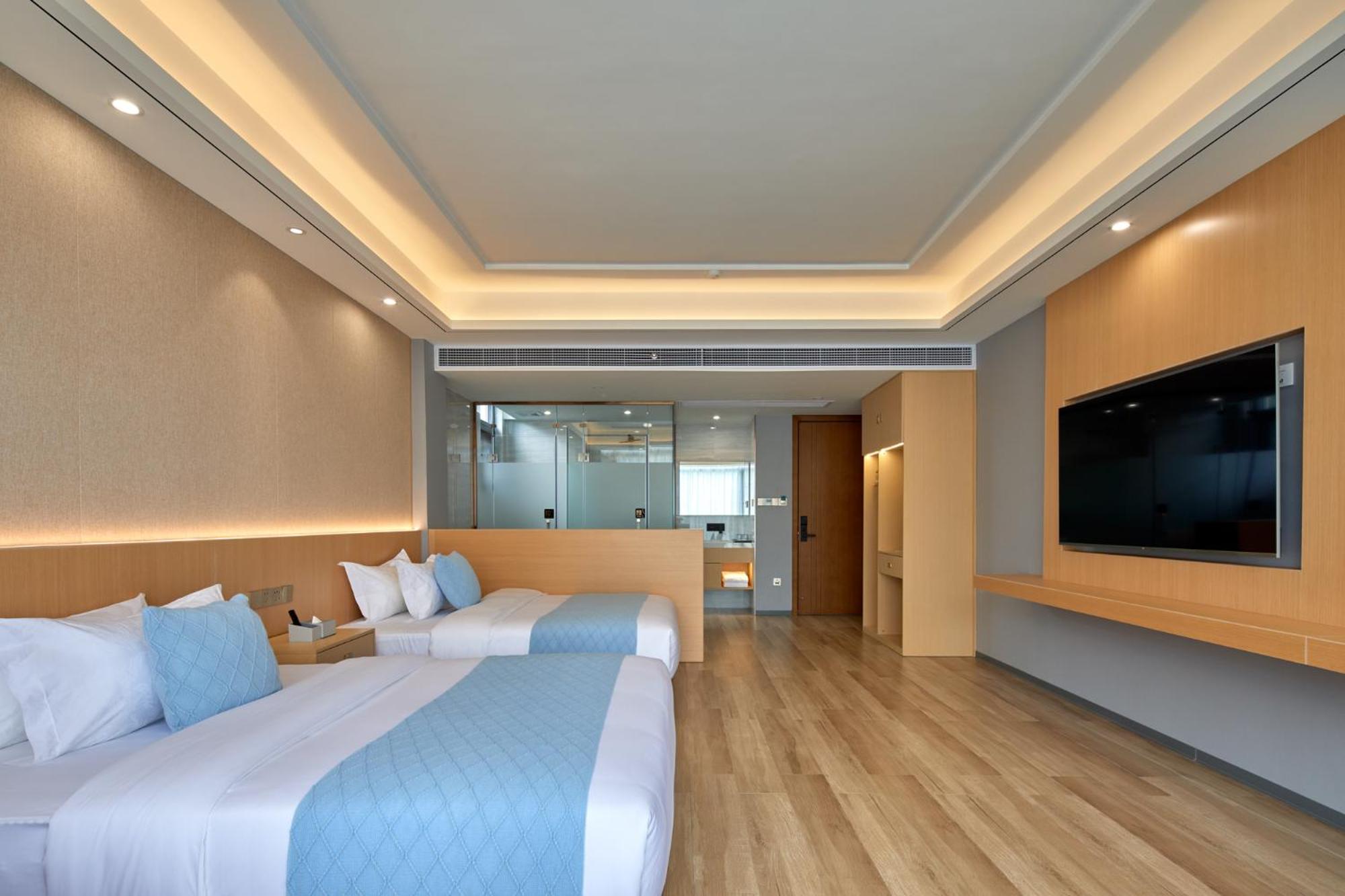 Twin Room with Mountain View photo 2