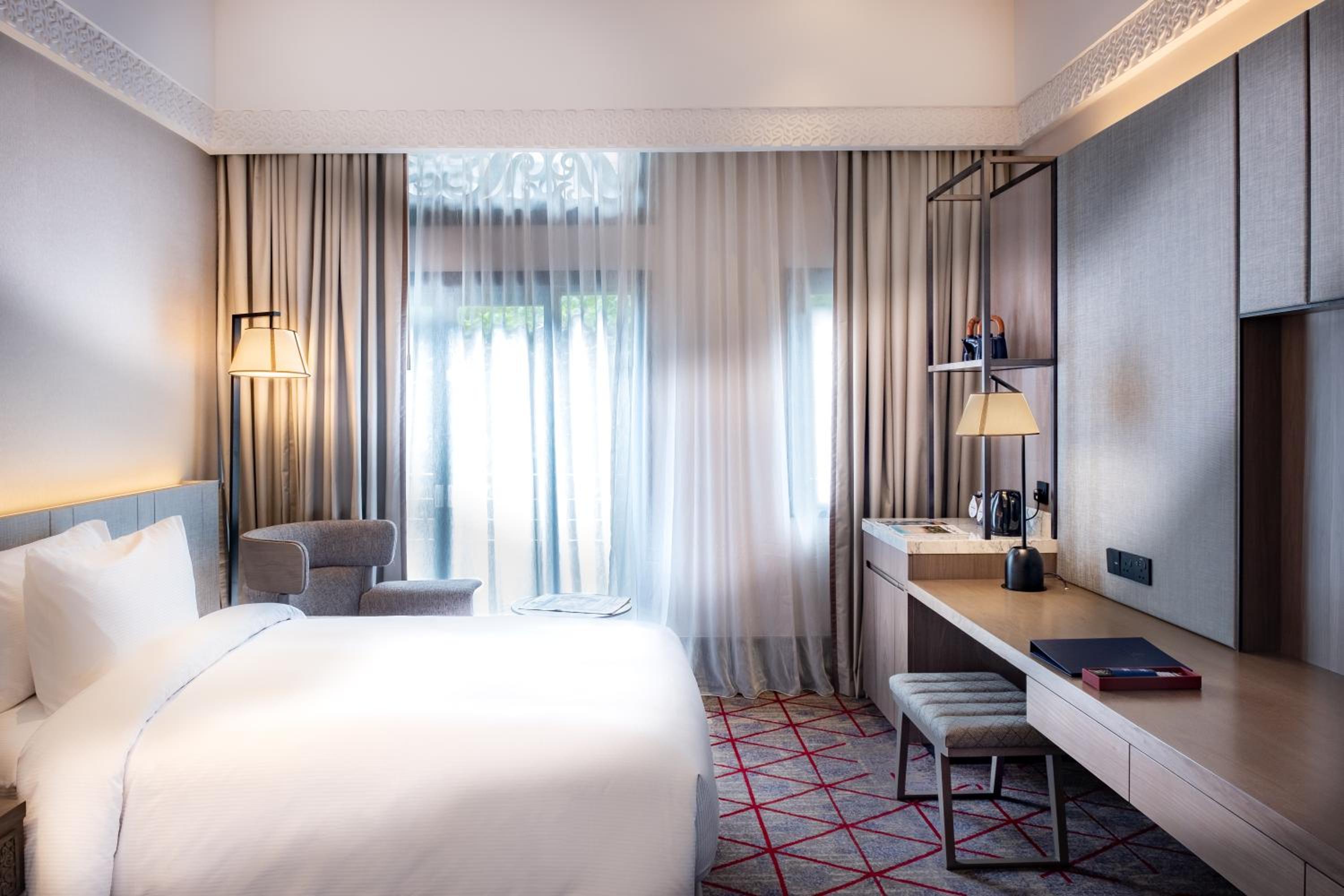 Deluxe Twin Room - Photo 8