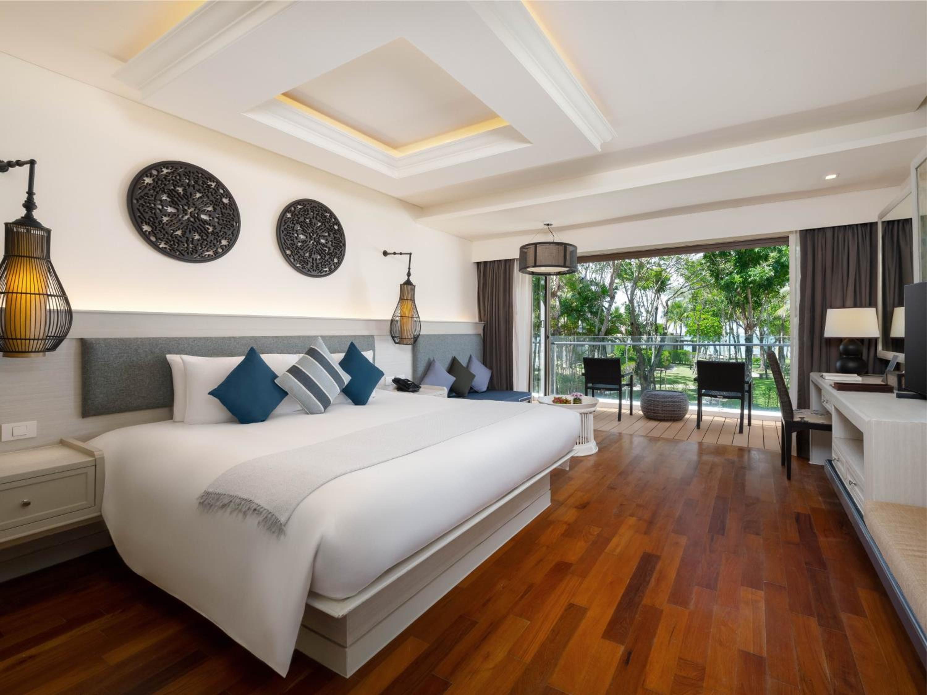 Deluxe Room - Photo 2