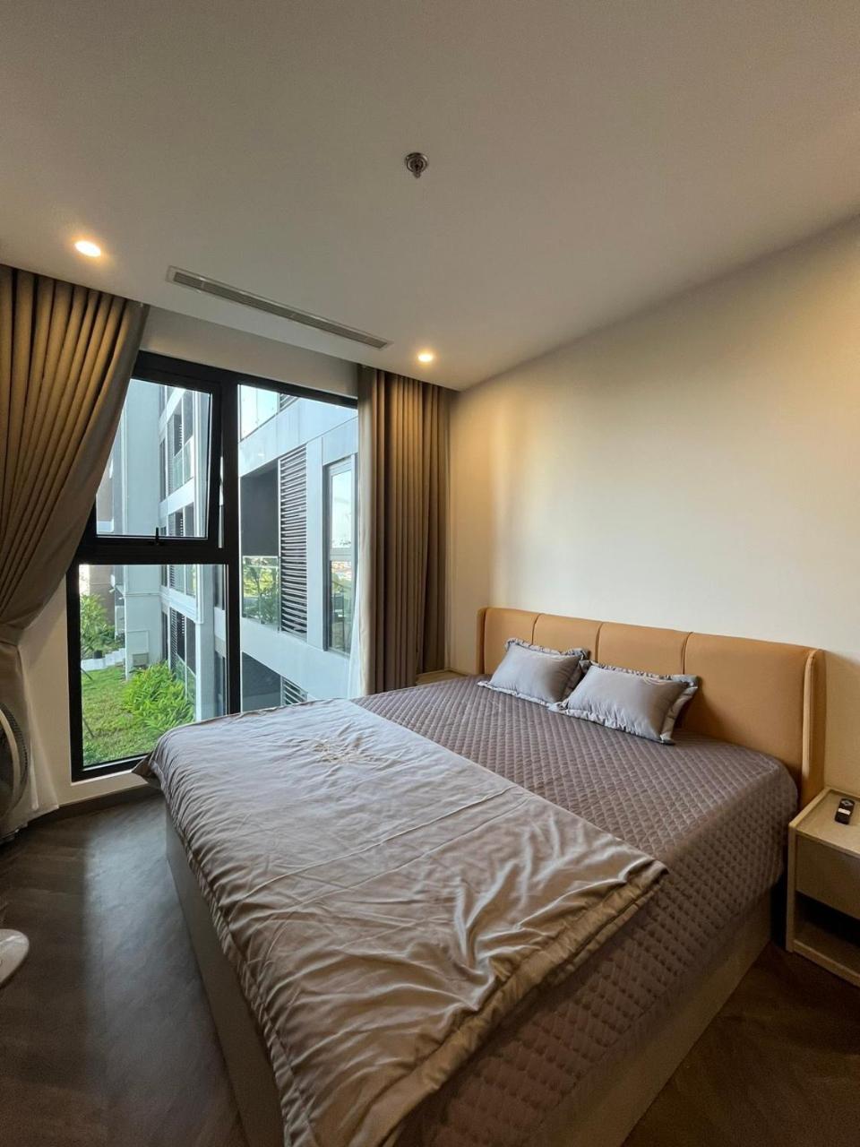Studio Apartment photo 1