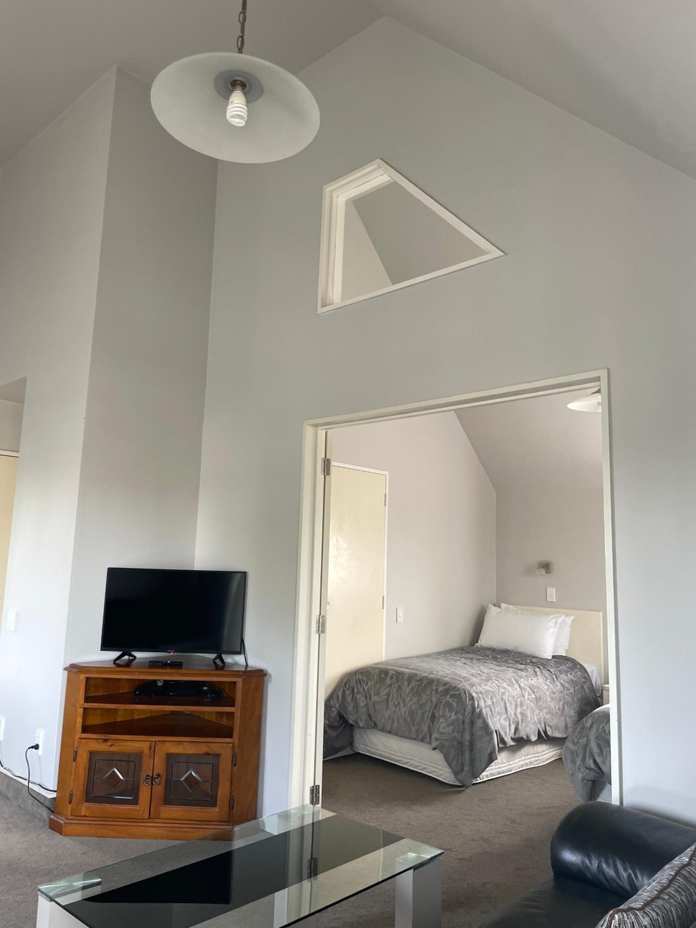 Superior Two-Bedroom Apartment - 2 - Photo 1