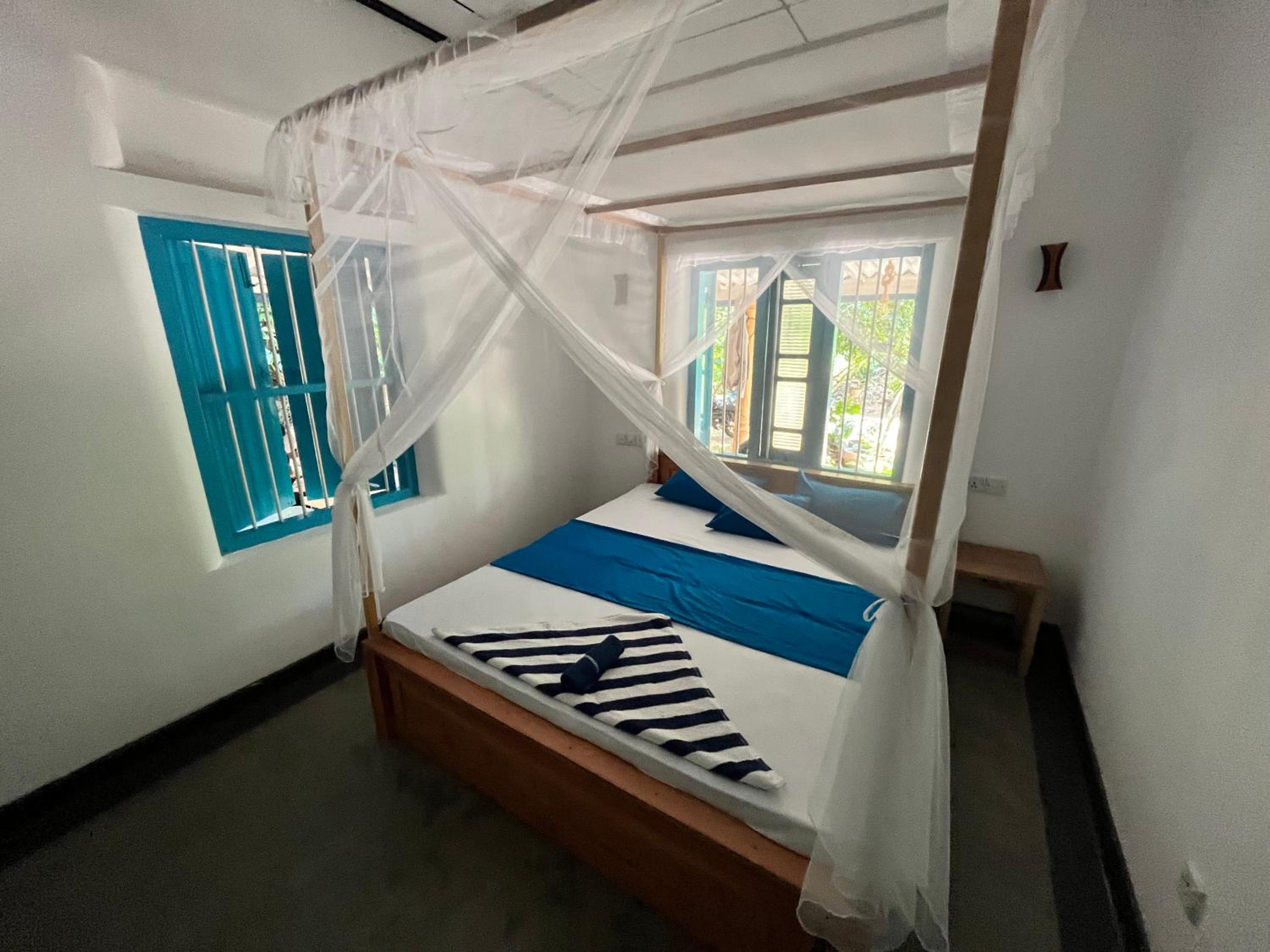 Double Room with Private Bathroom photo 3