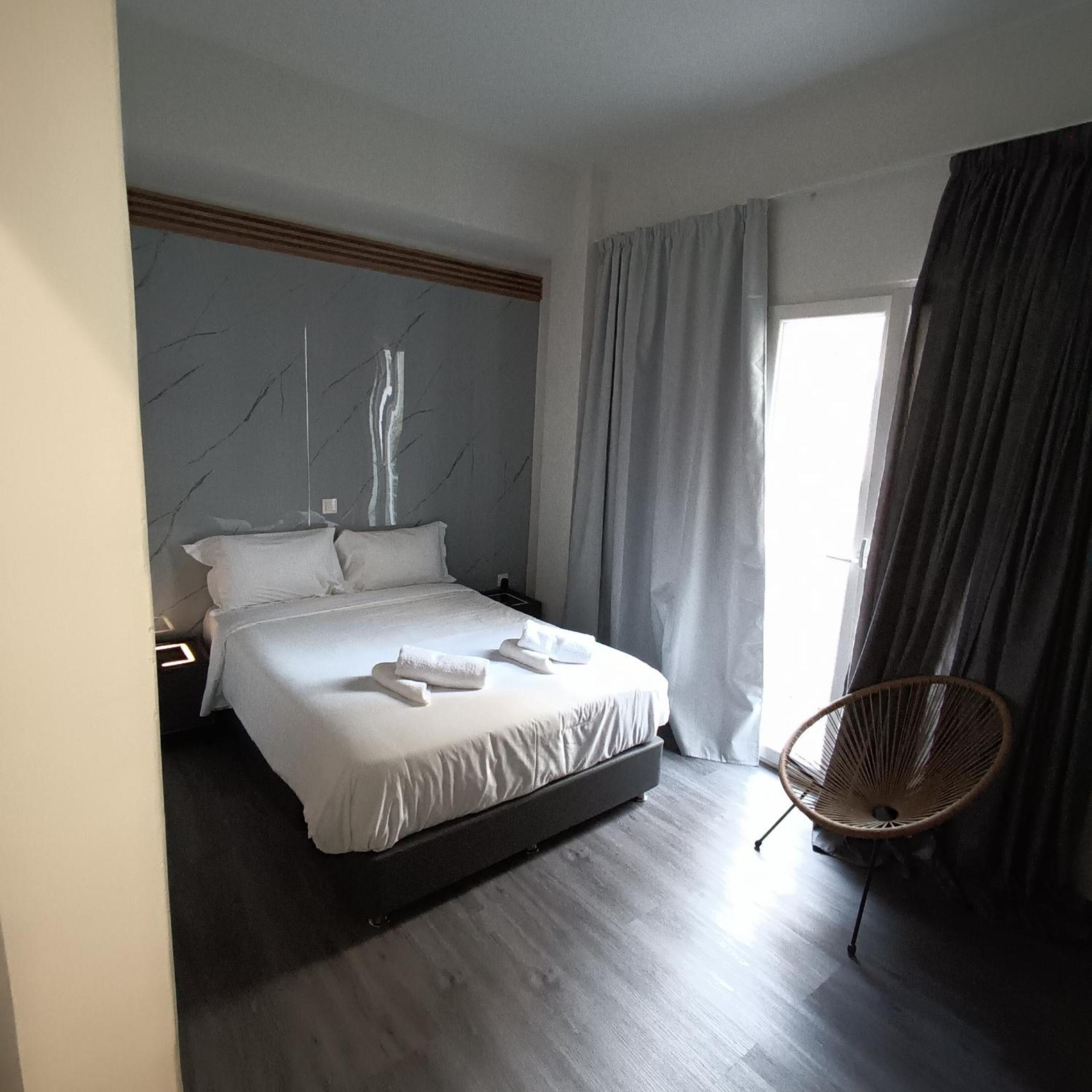 Standard Double Room photo 2