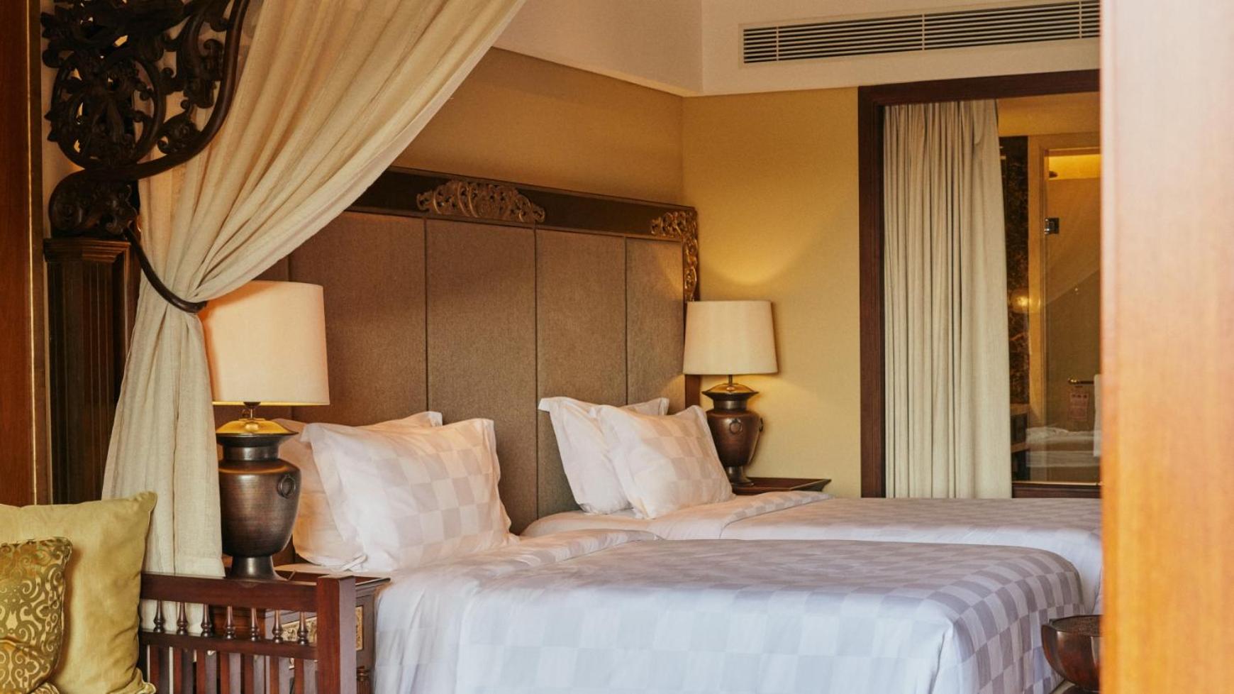 Resort View Room - Photo 10