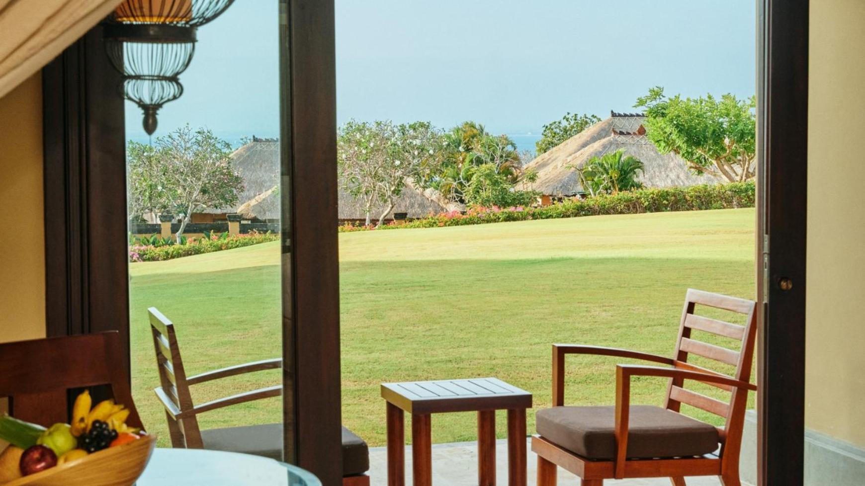 Resort View Room - Photo 3
