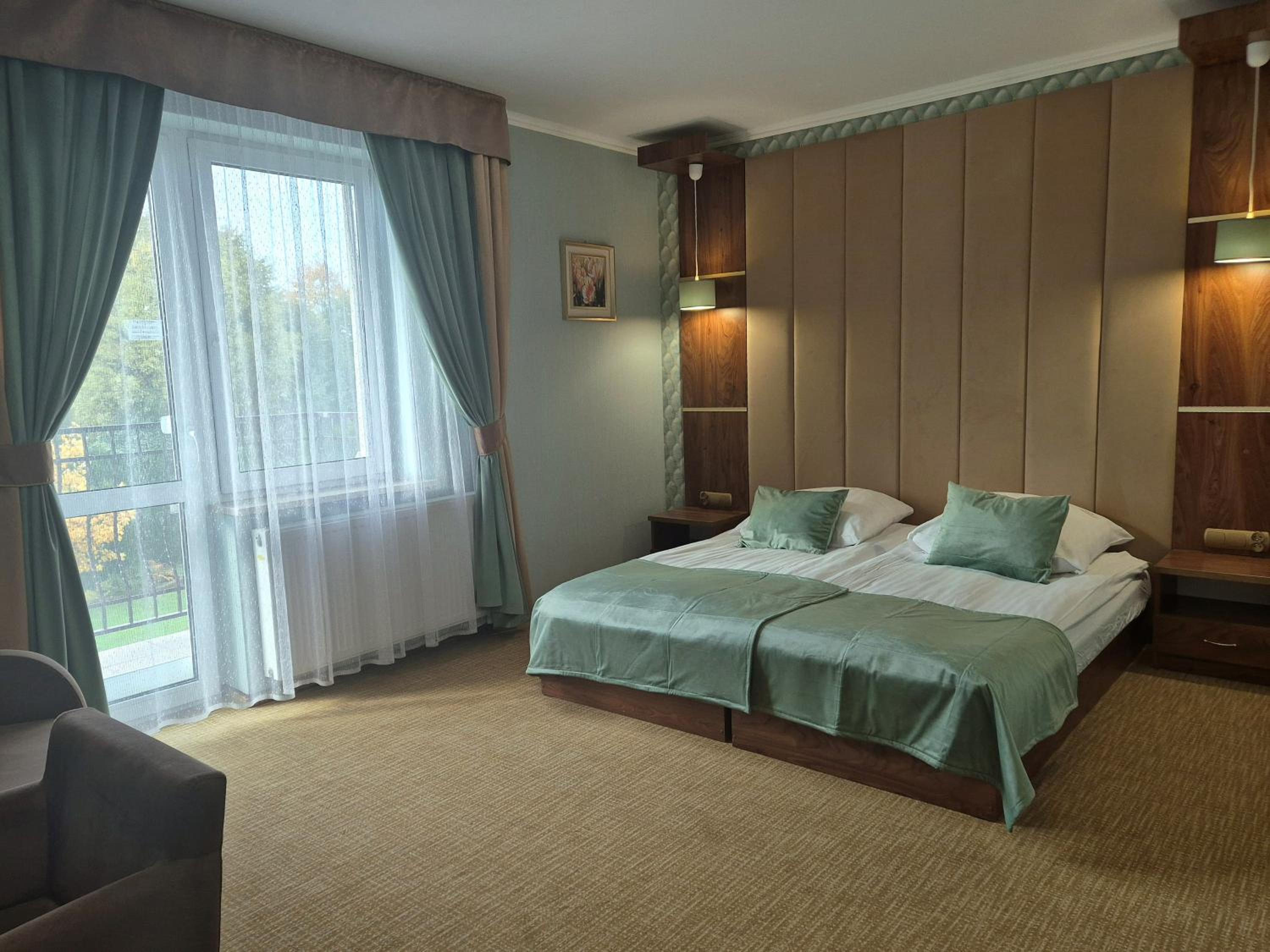 Double Room with Extra Bed photo 1