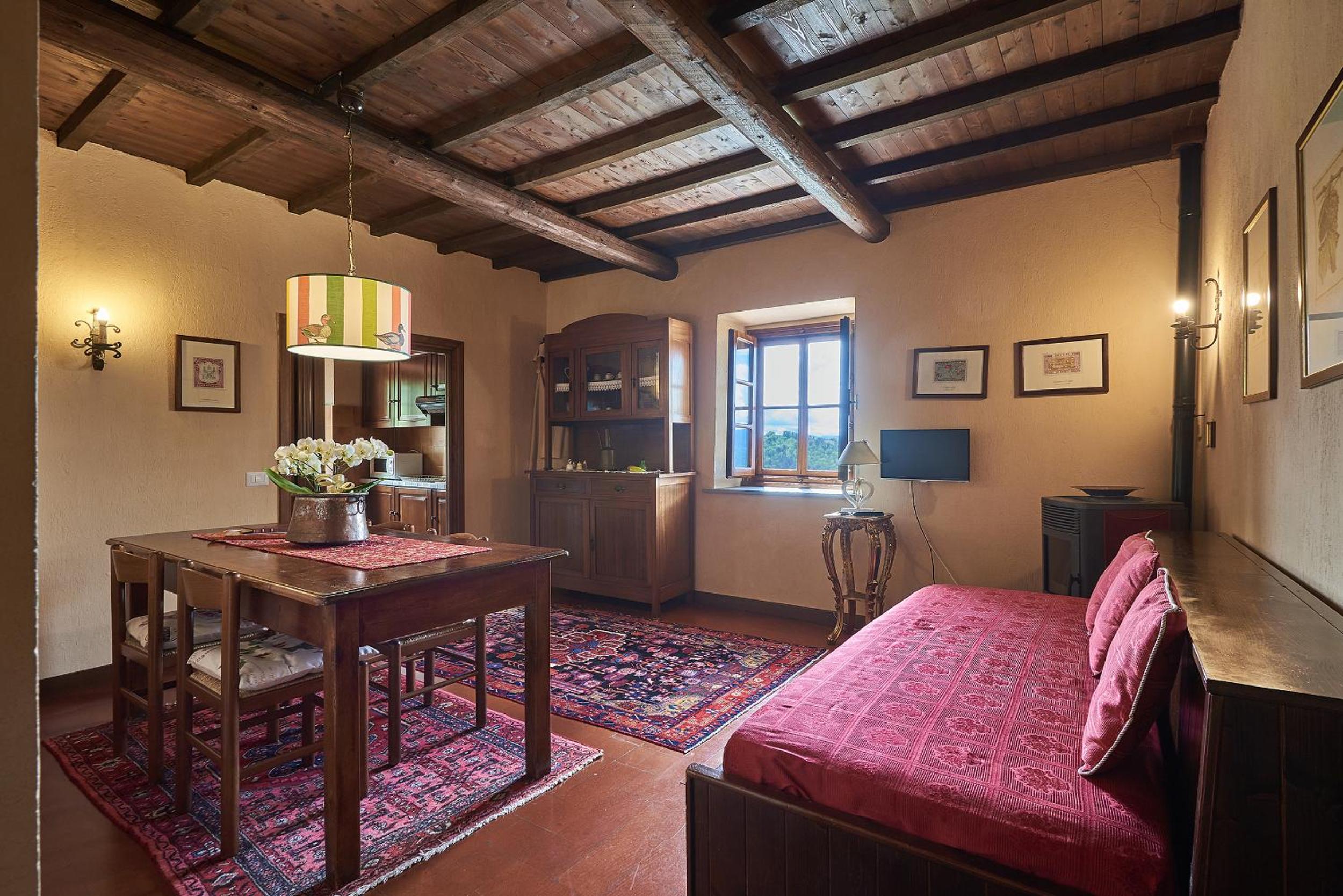One-Bedroom Apartment with Balcony photo 2