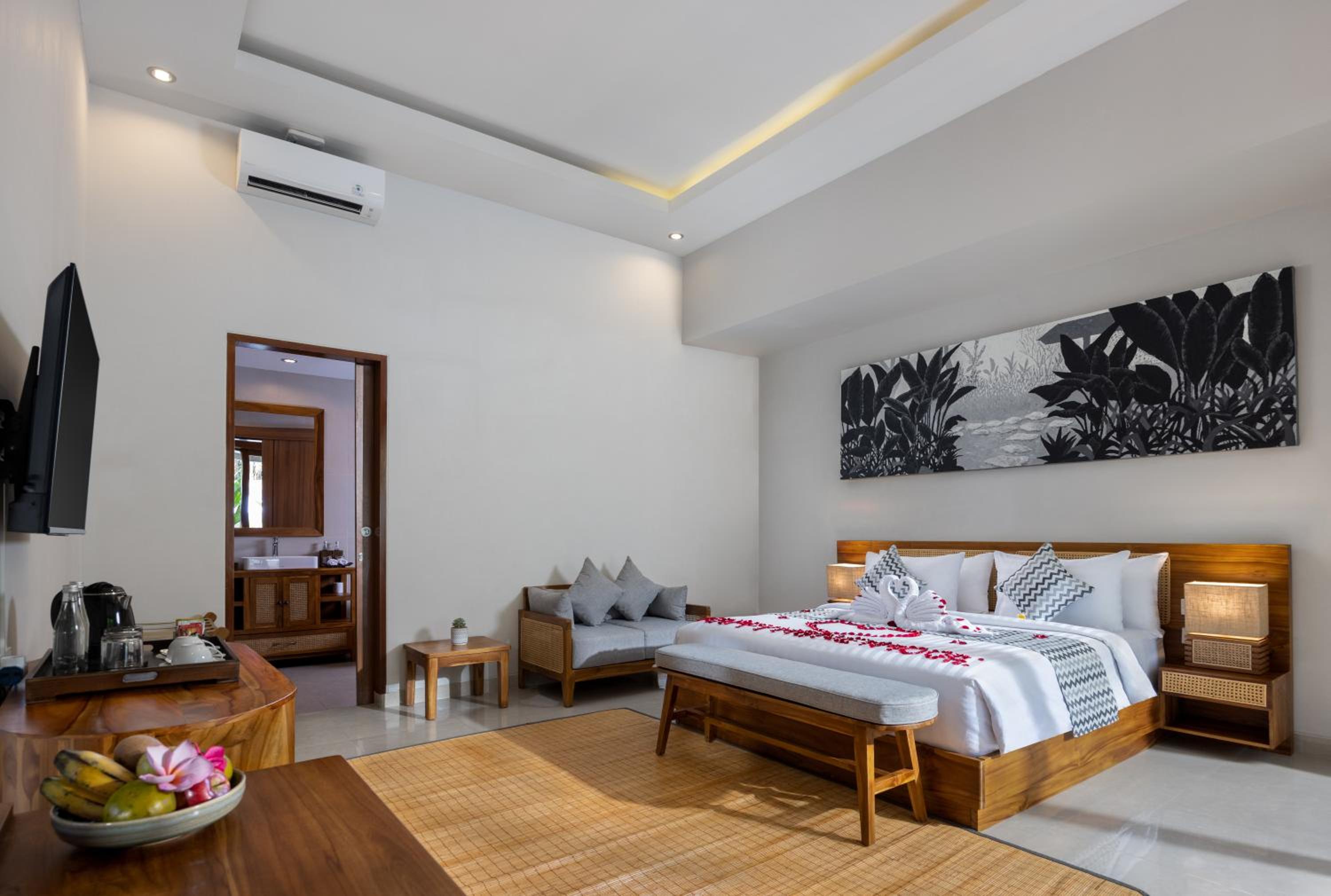 Grand Premier Room with Free Afternoon Tea - Photo 4