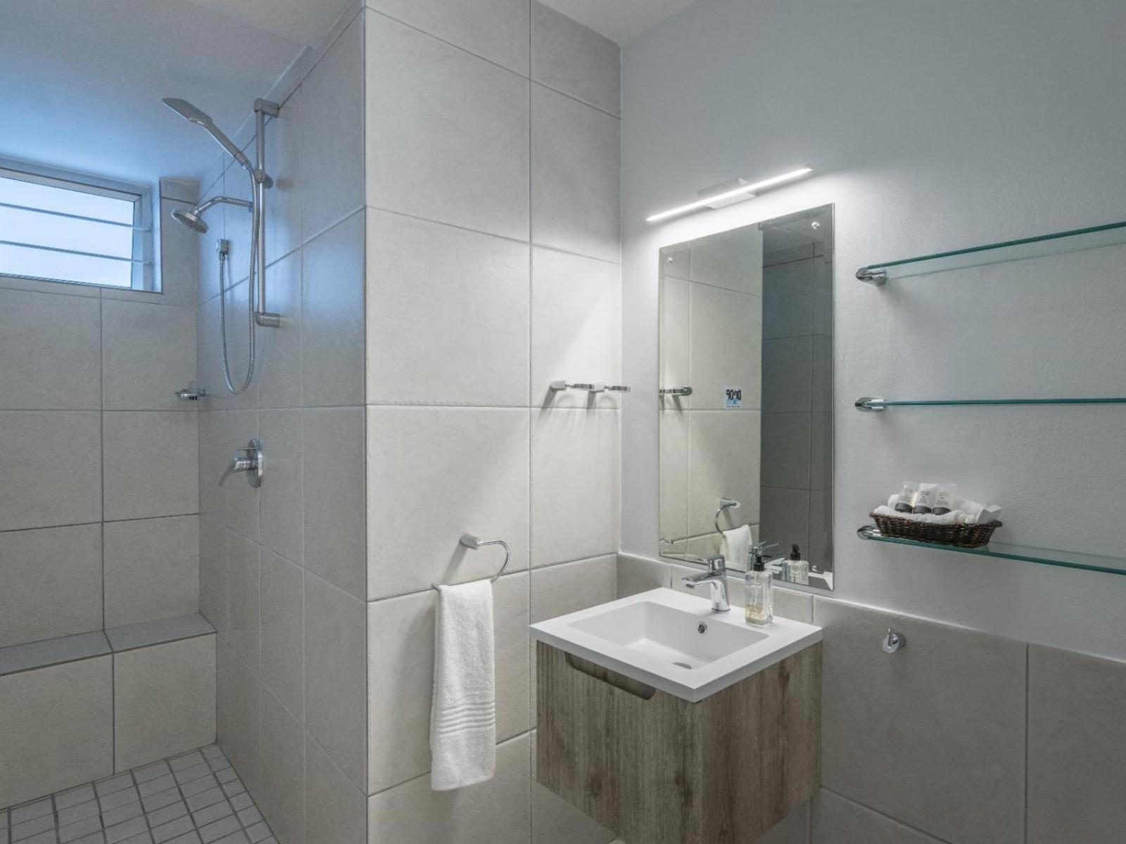 Deluxe Twin Room - Photo 4
