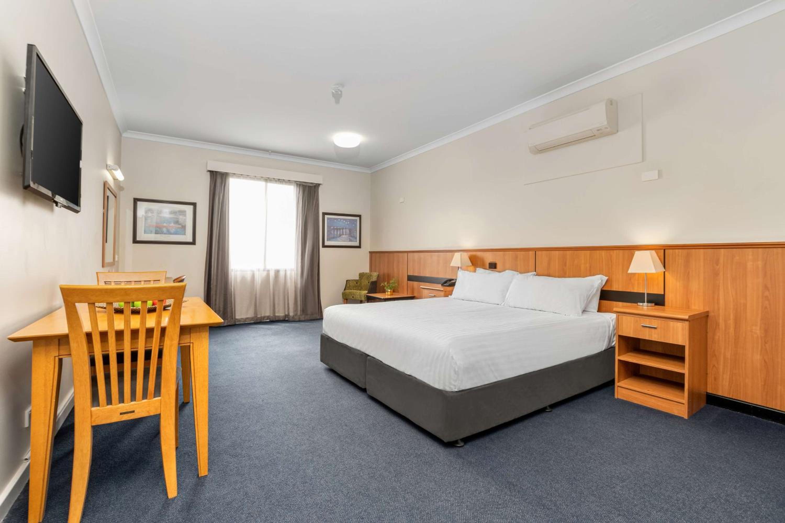 Superior King Room photo 1