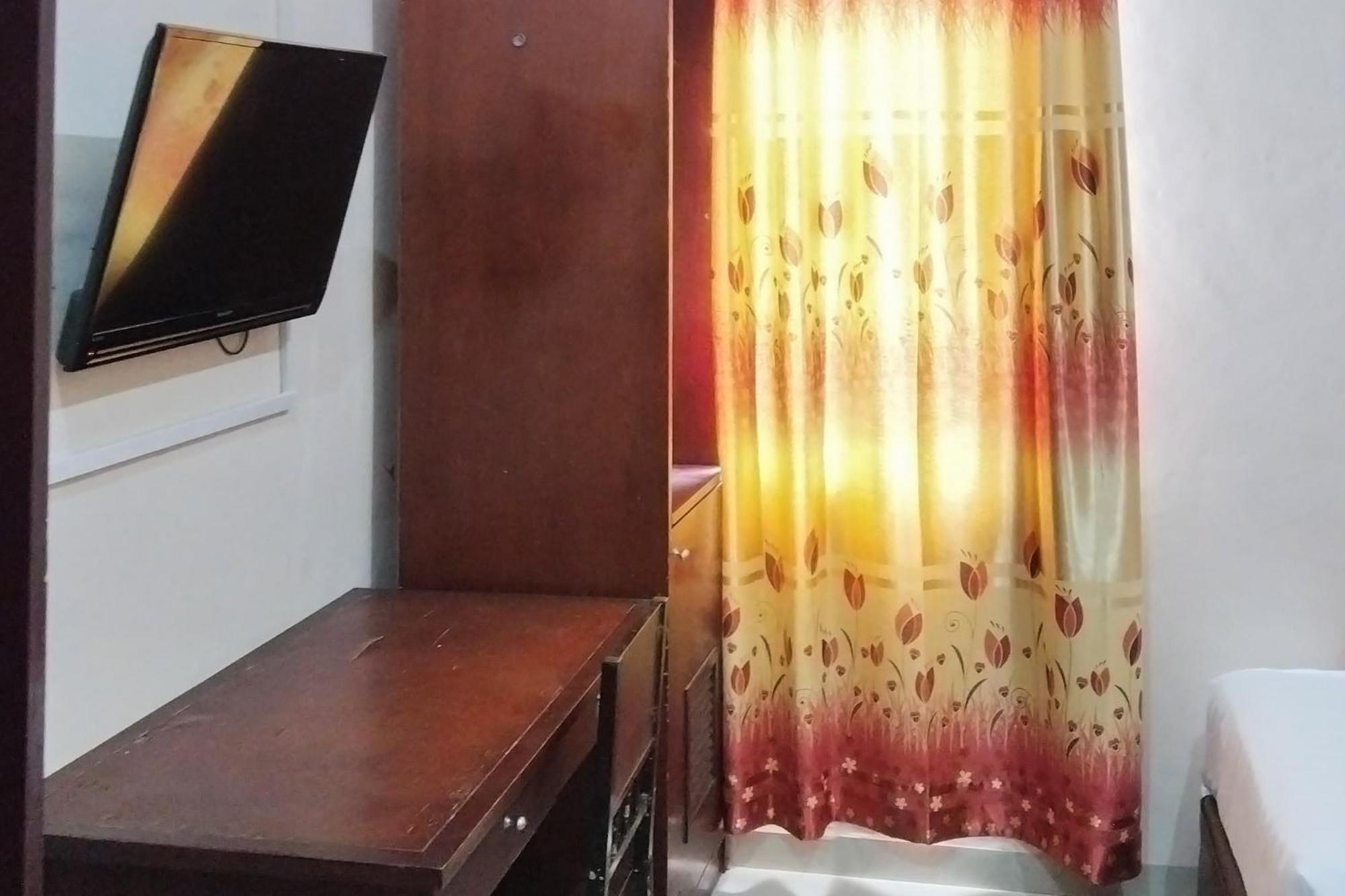 Standard Twin Room - Photo 11