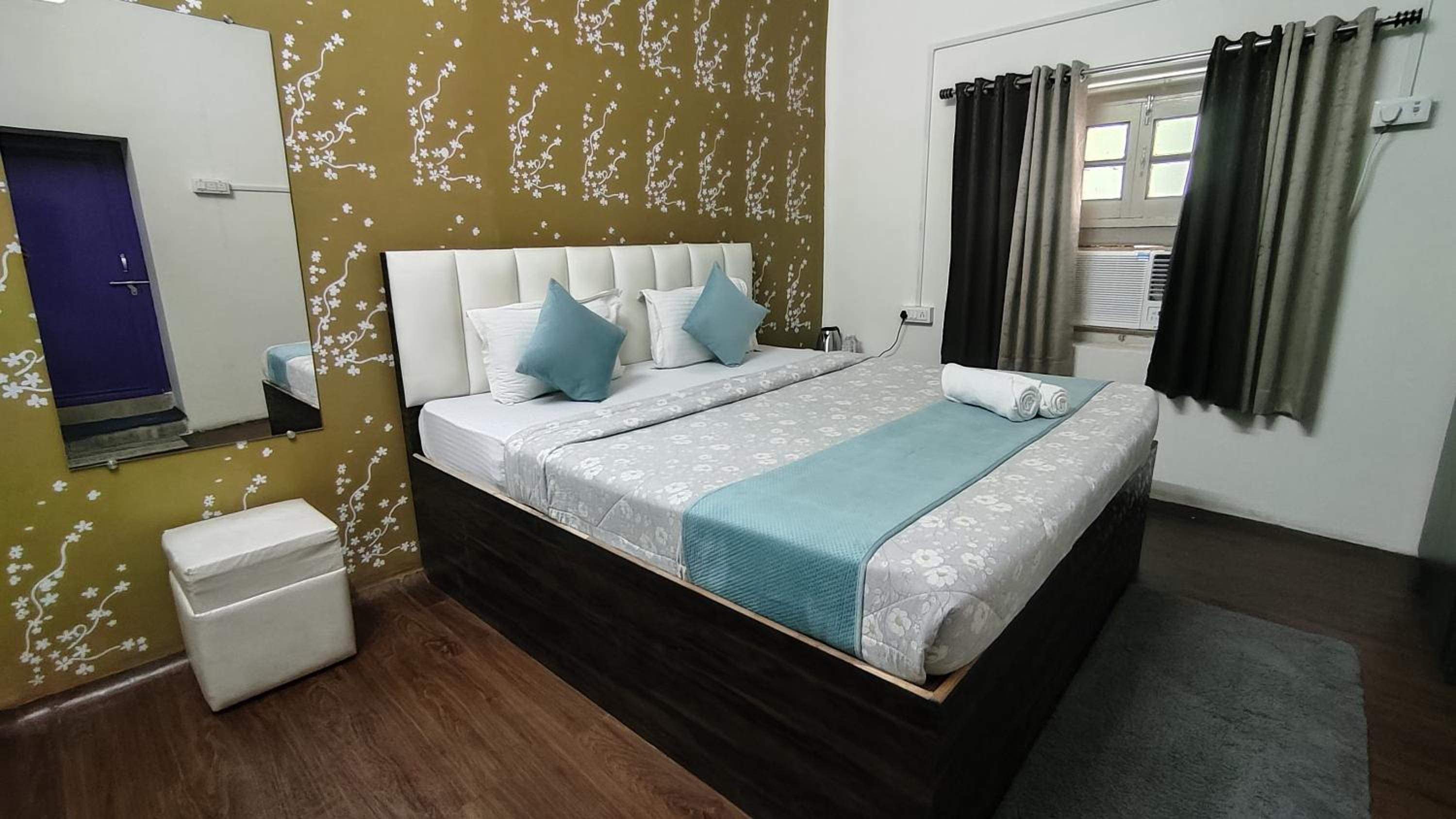 Double Room with Private Bathroom photo 1