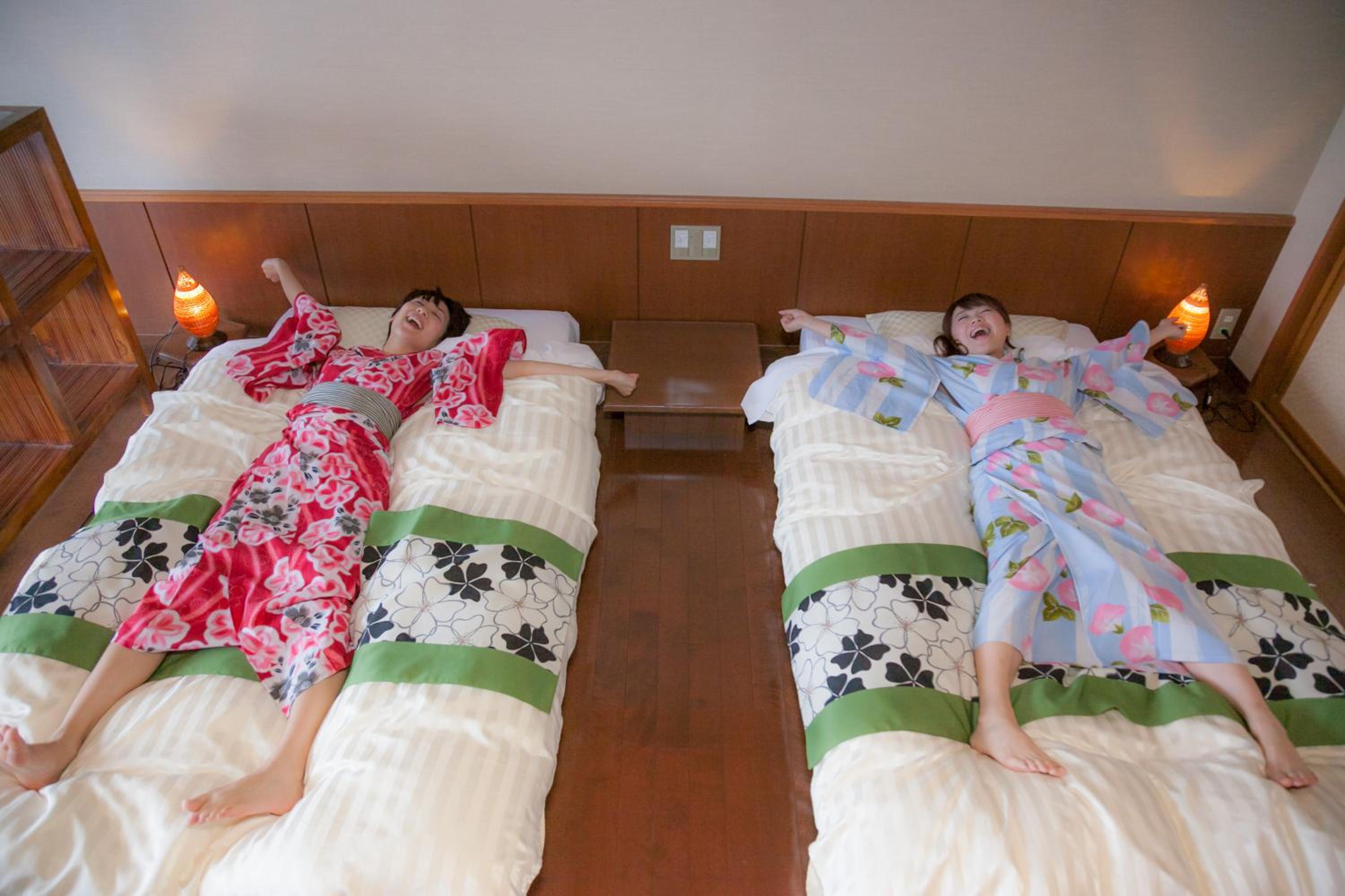 Modern Room - Non-Smoking - Photo 3