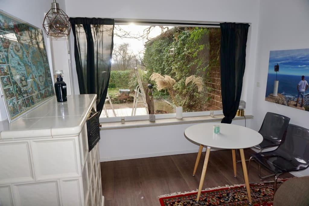 One-Bedroom House photo 1