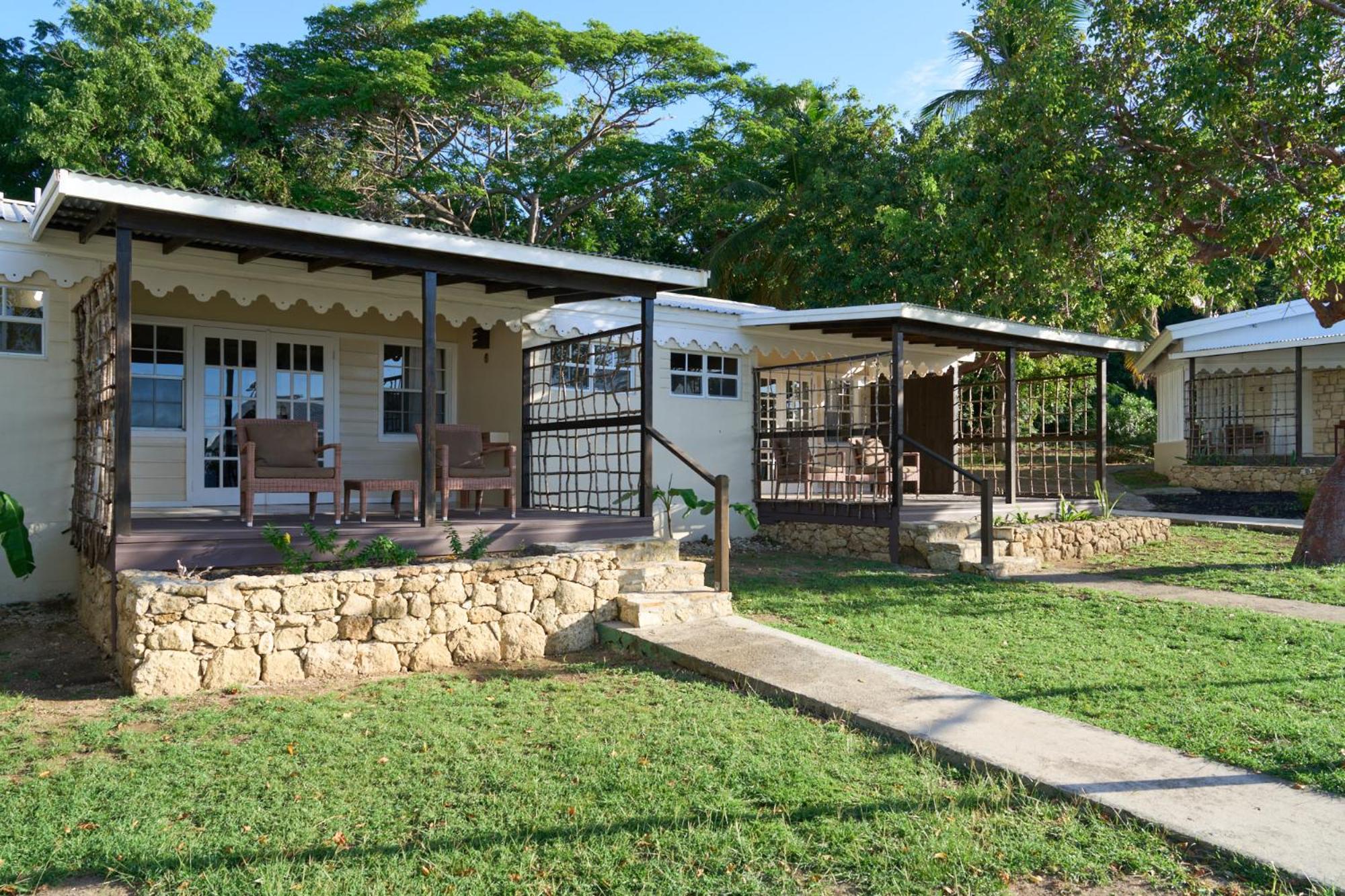 Garden View Bungalow (2 Doubles) photo 3