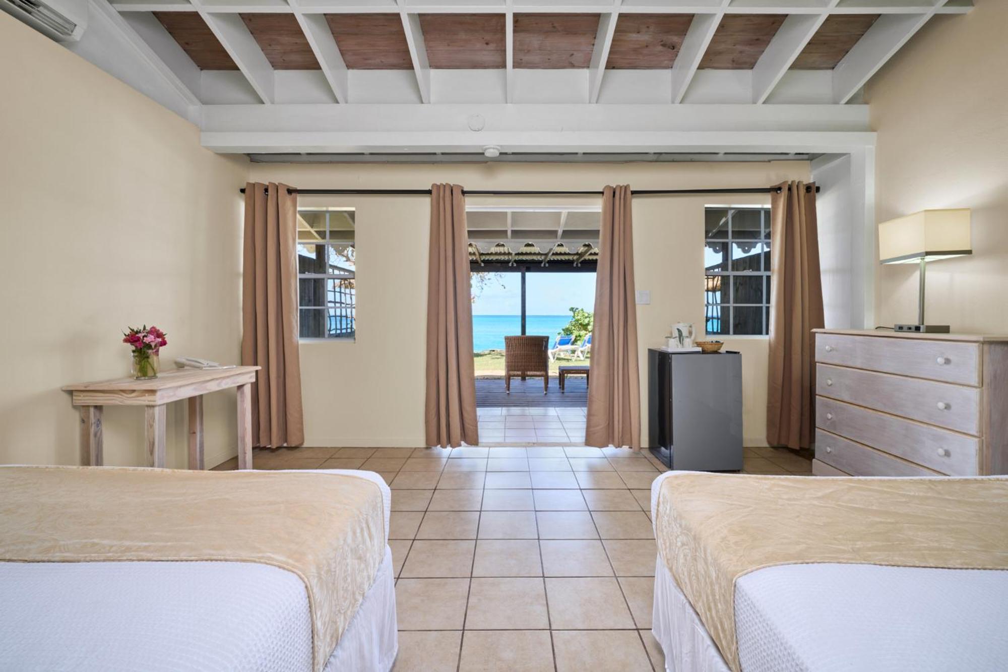 Beachfront Bungalow (2 Doubles) photo 1