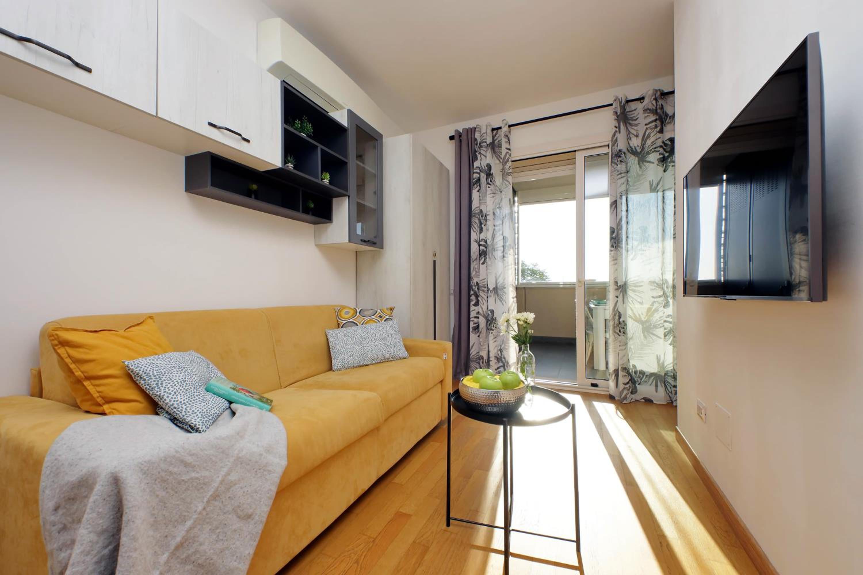 One-Bedroom Apartment
