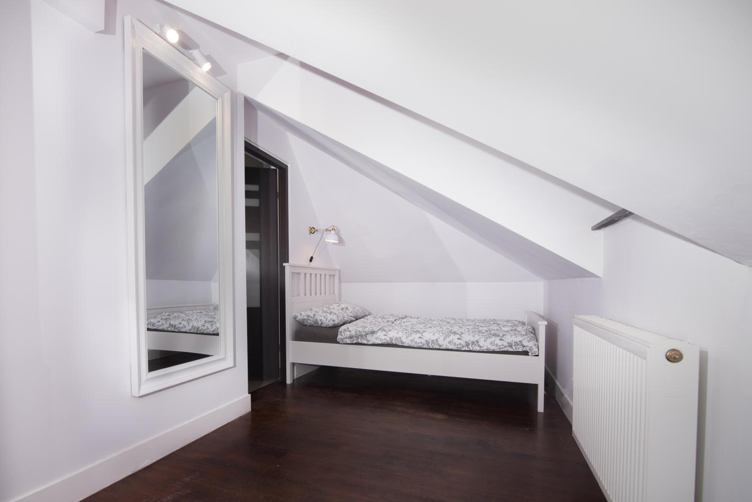 Small Twin Room photo 1