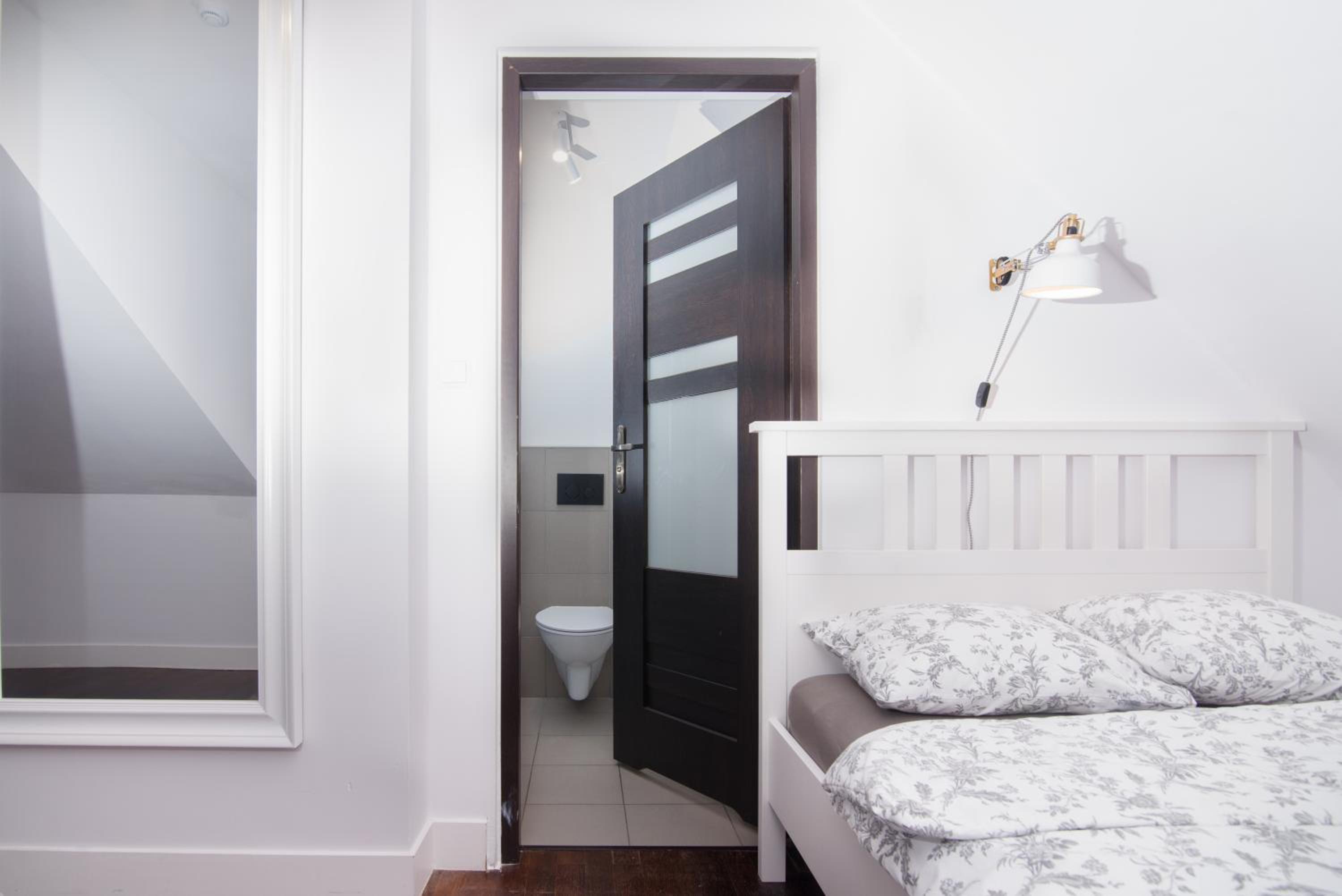 Small Twin Room photo 2