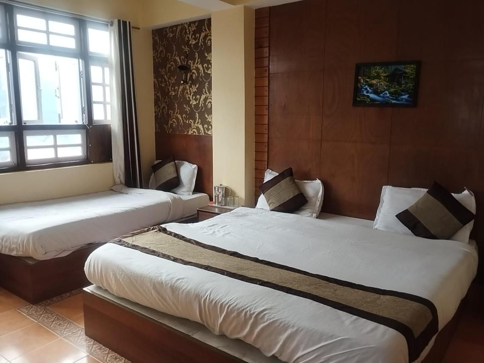 Deluxe Triple Room photo 2