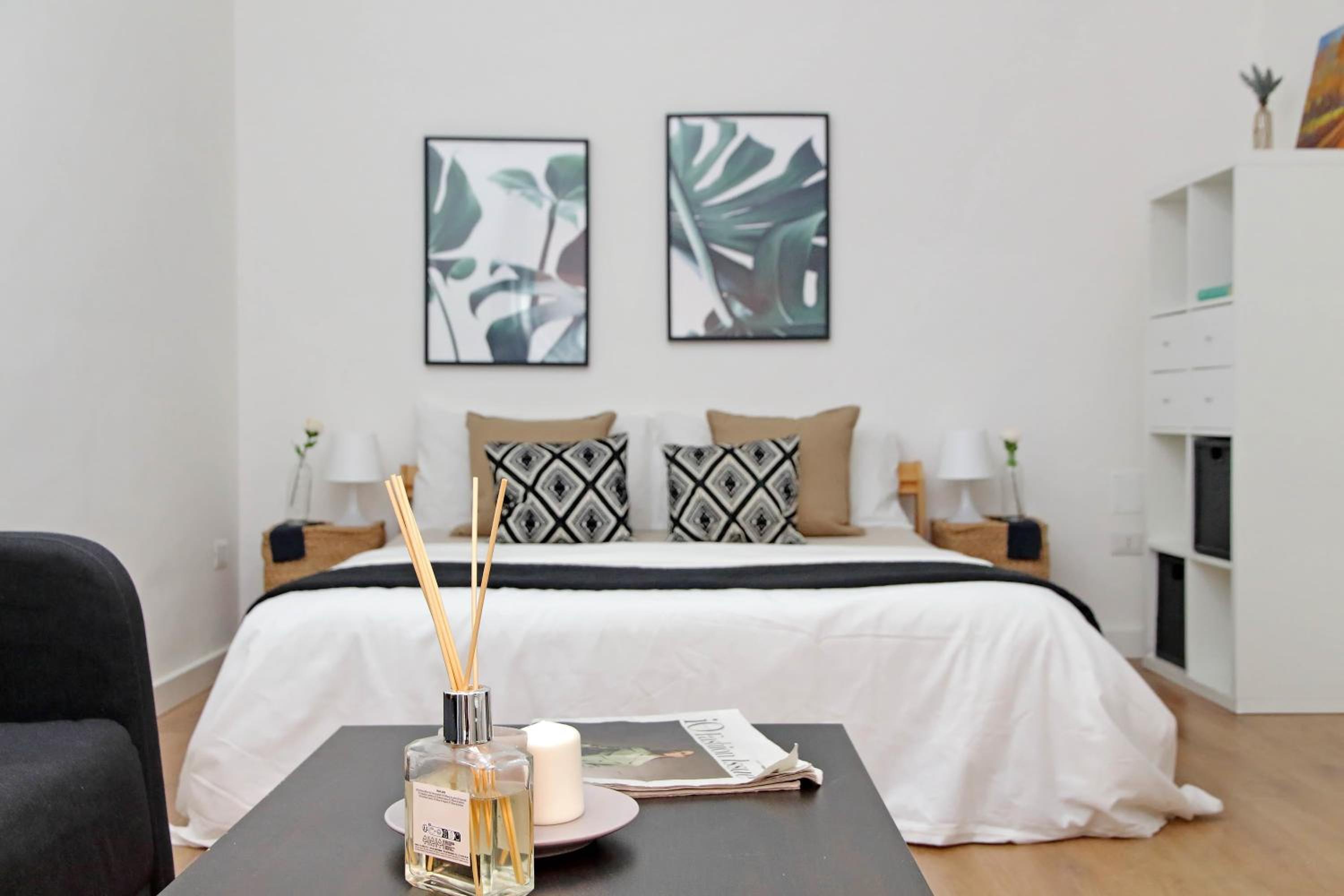 Studio Apartment