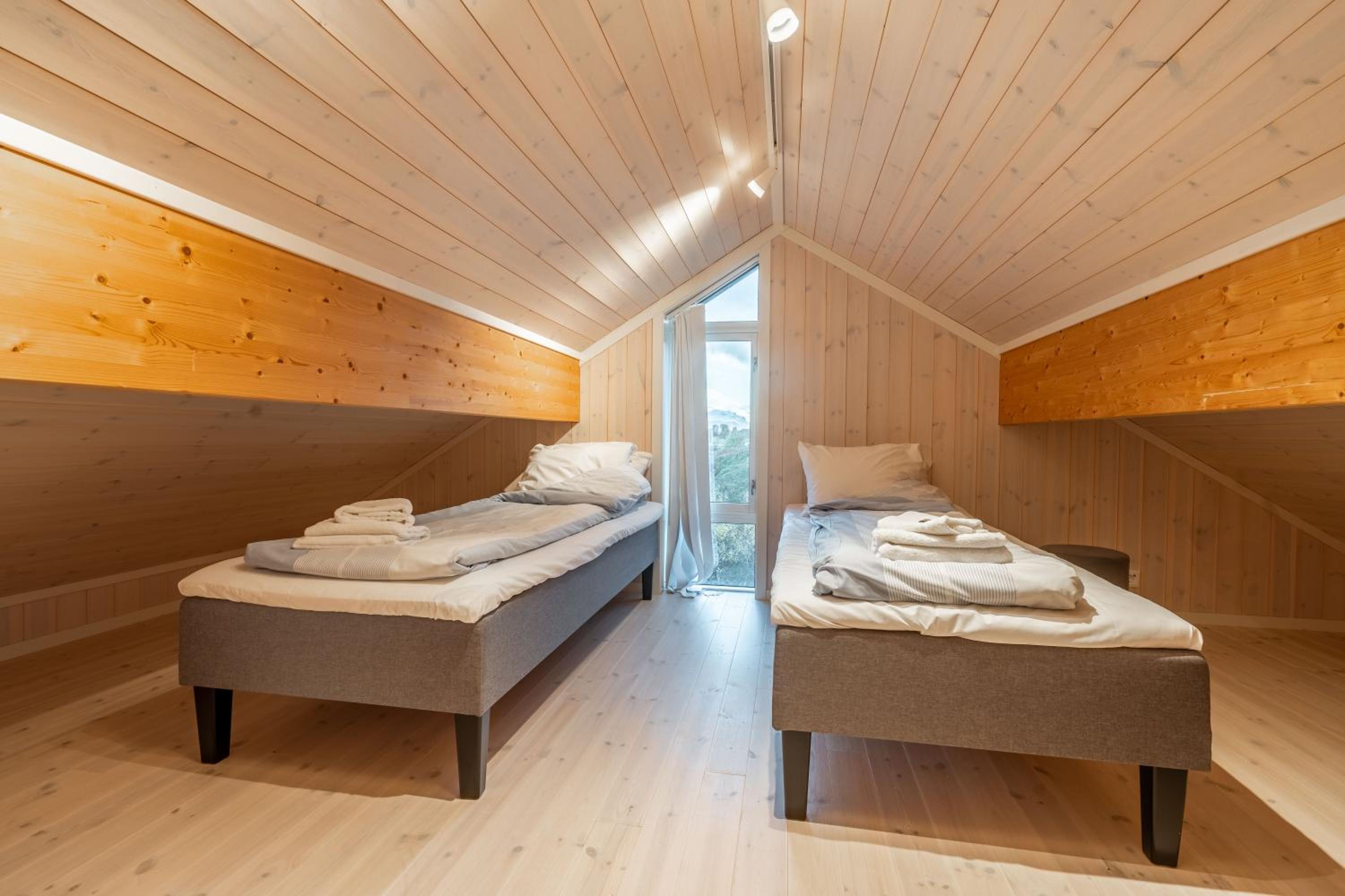 Three-Bedroom House photo 2
