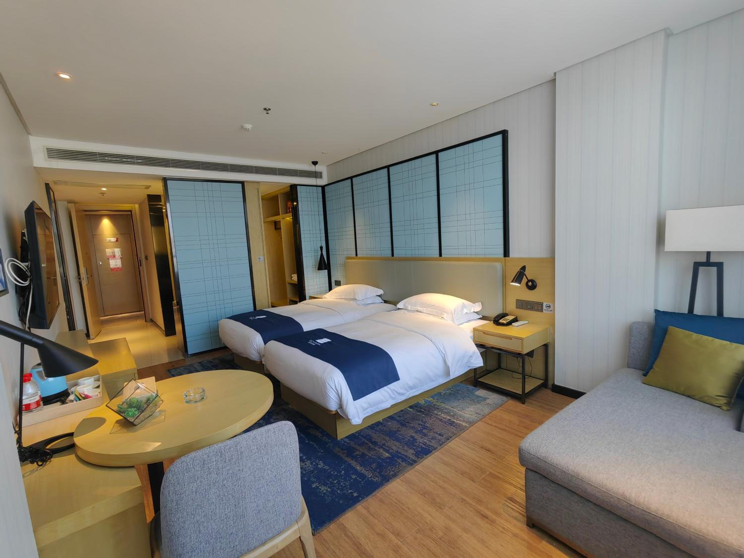 Deluxe Twin Room photo 1