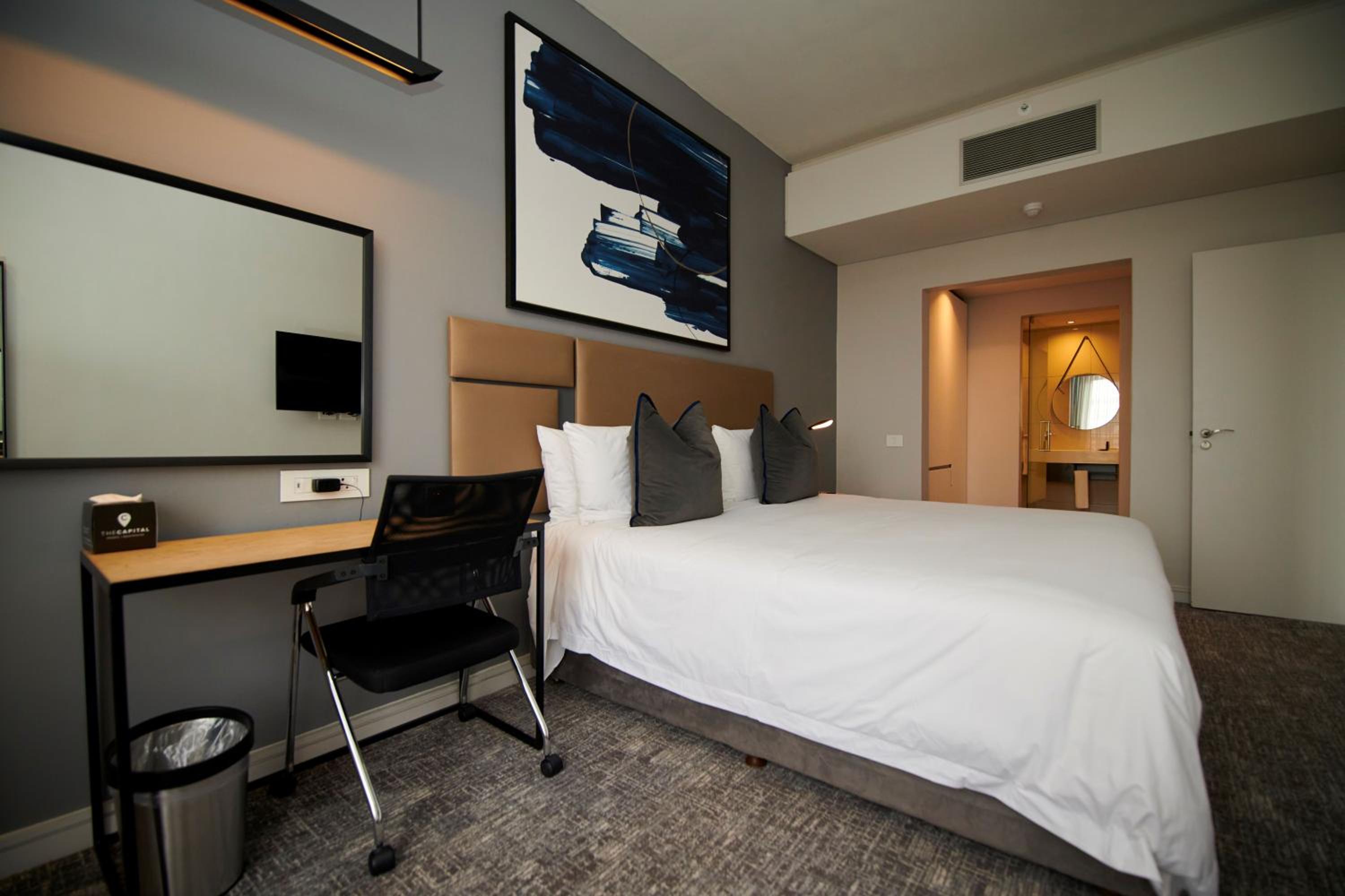 Standard Double or Twin Room photo 3