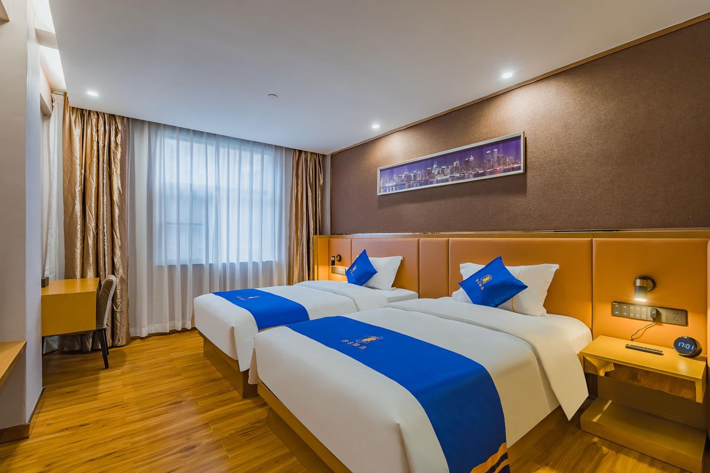 Superior Twin Room - Photo 3