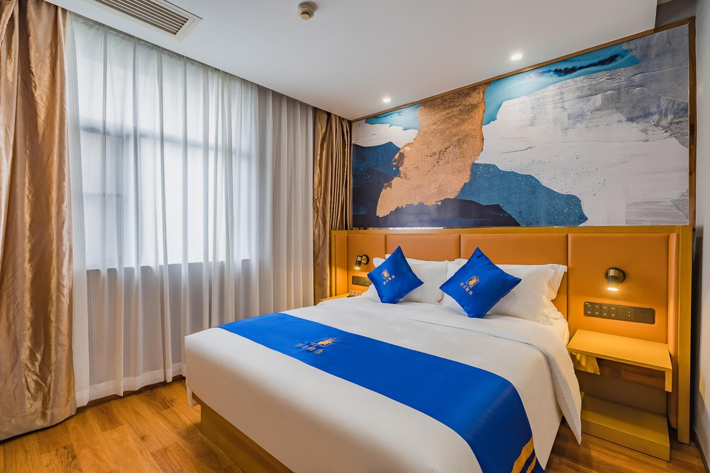 Family Suite - Photo 6