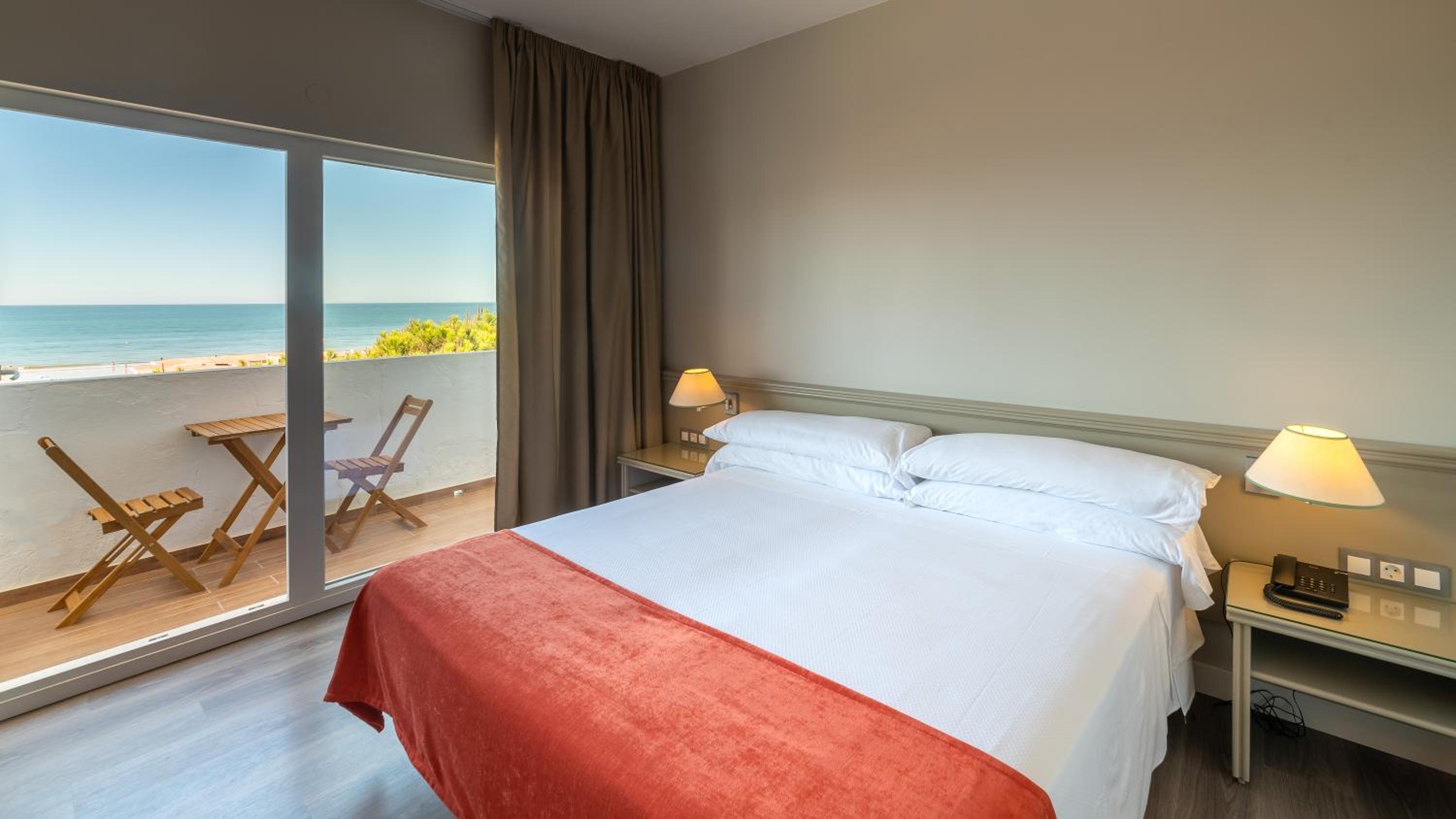 Superior Twin Room - Photo 1