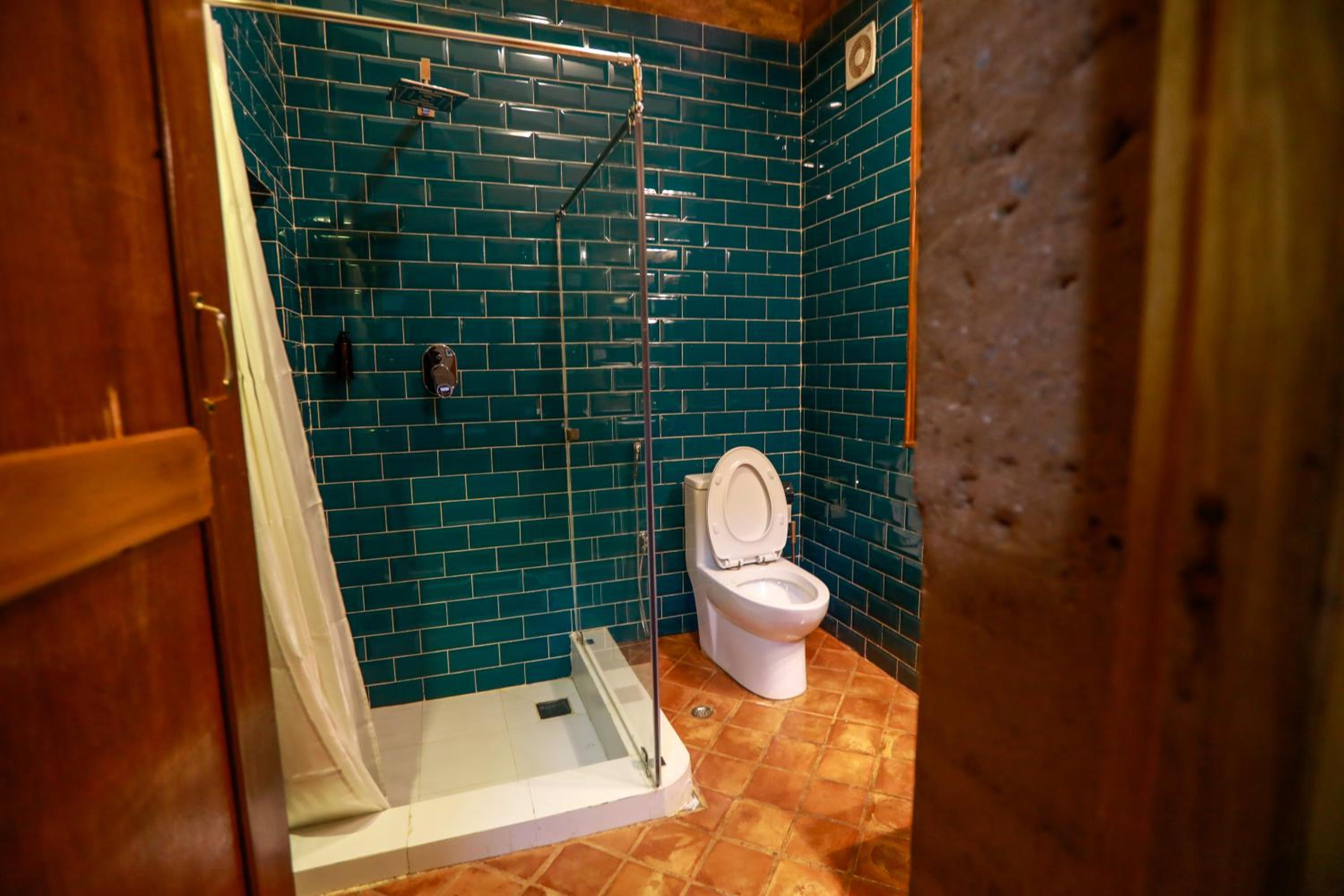 Double Room With Private Bathroom photo 3