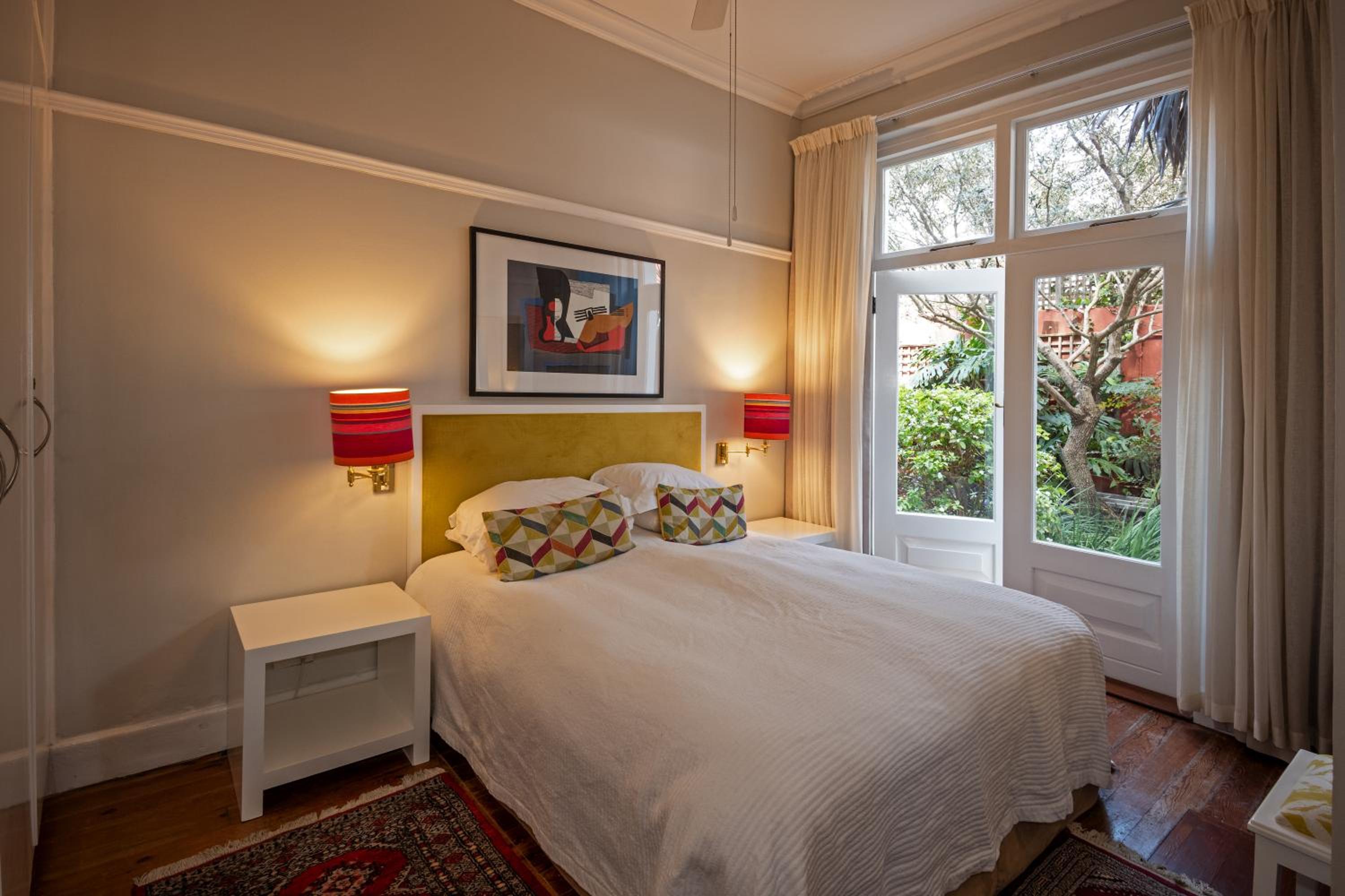 Deluxe Double Room (2 Adults + 1 Child)
