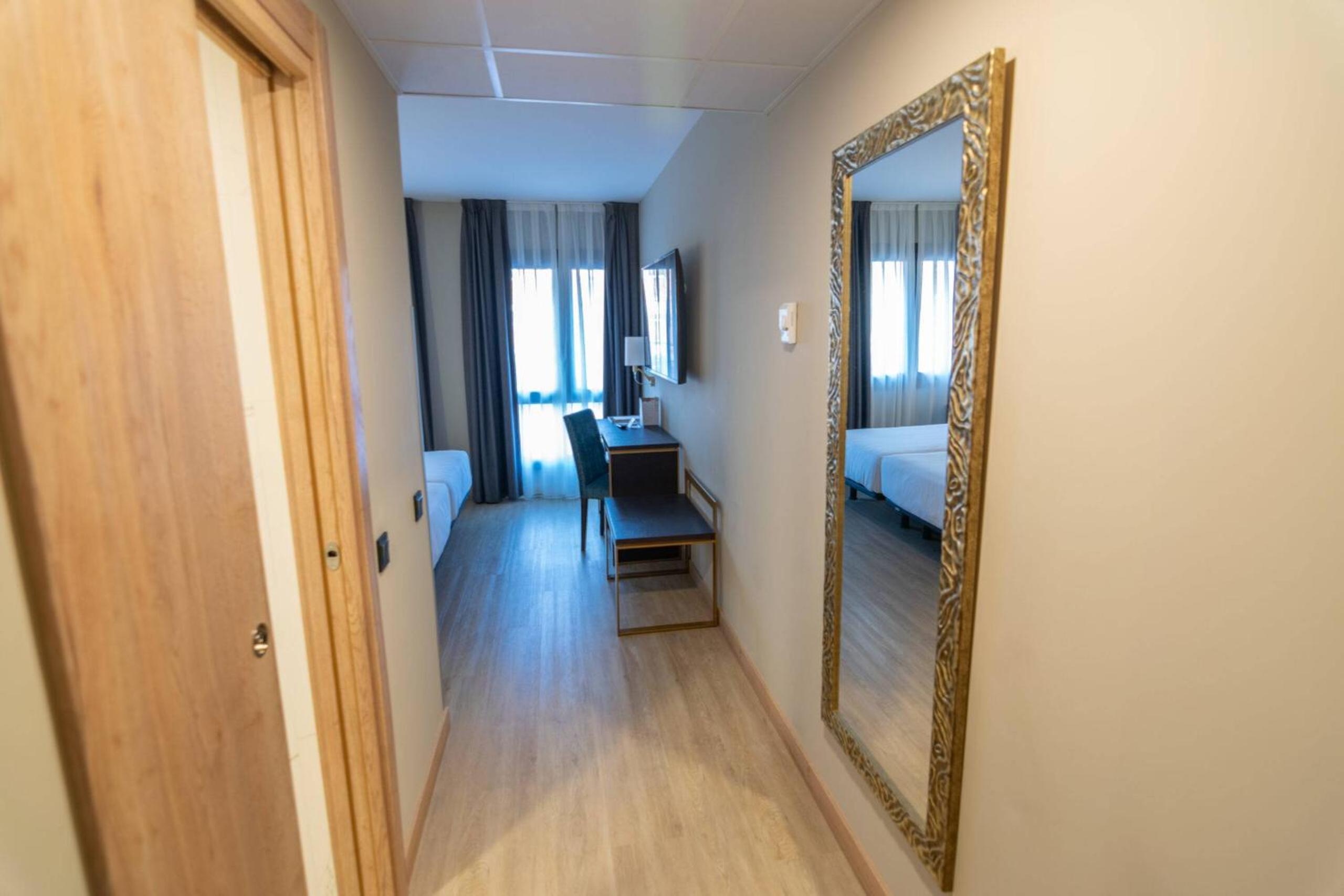 Comfort Double Room - Photo 4