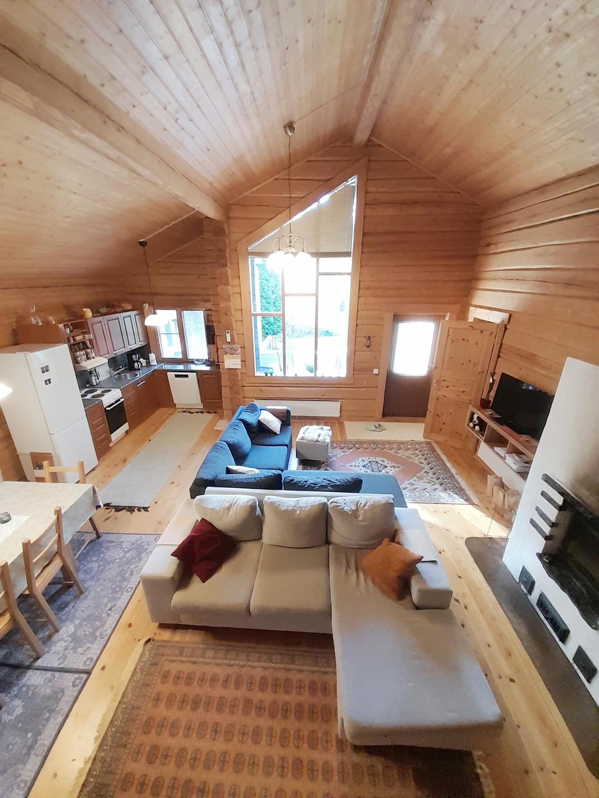 Villa photo 2